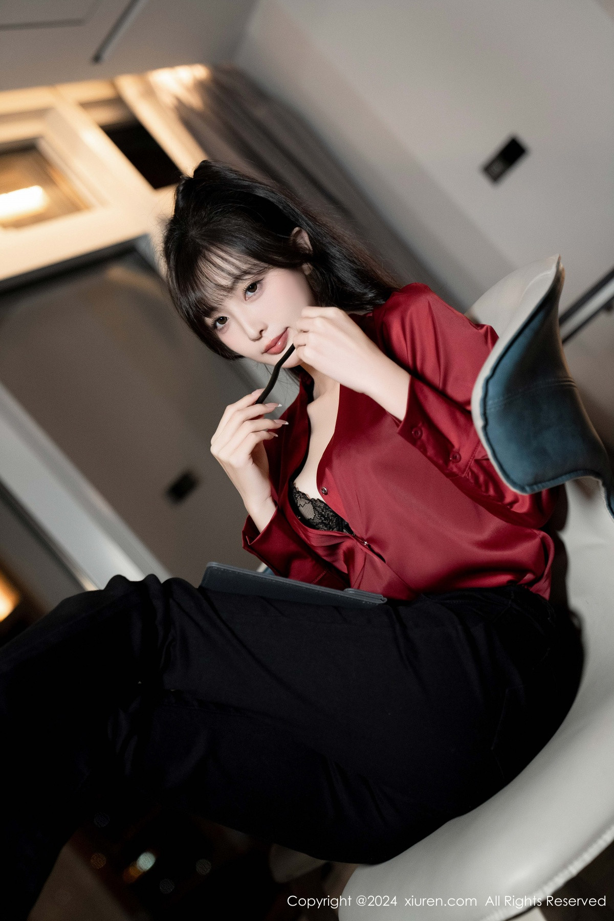 [XiuRen]高清写真图 2024.10.16 No.9299 林星阑 黑丝美腿