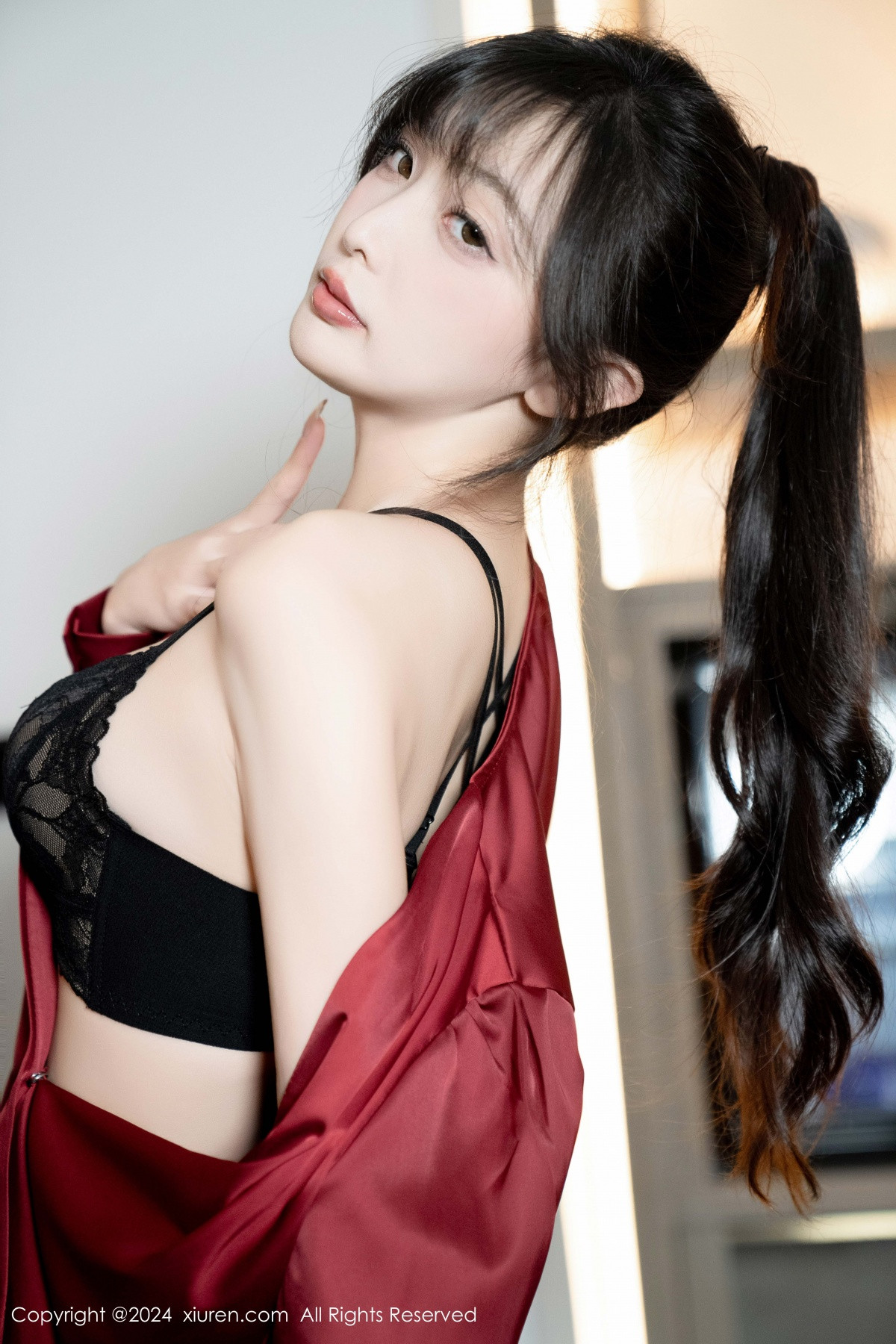 [XiuRen]高清写真图 2024.10.16 No.9299 林星阑 黑丝美腿