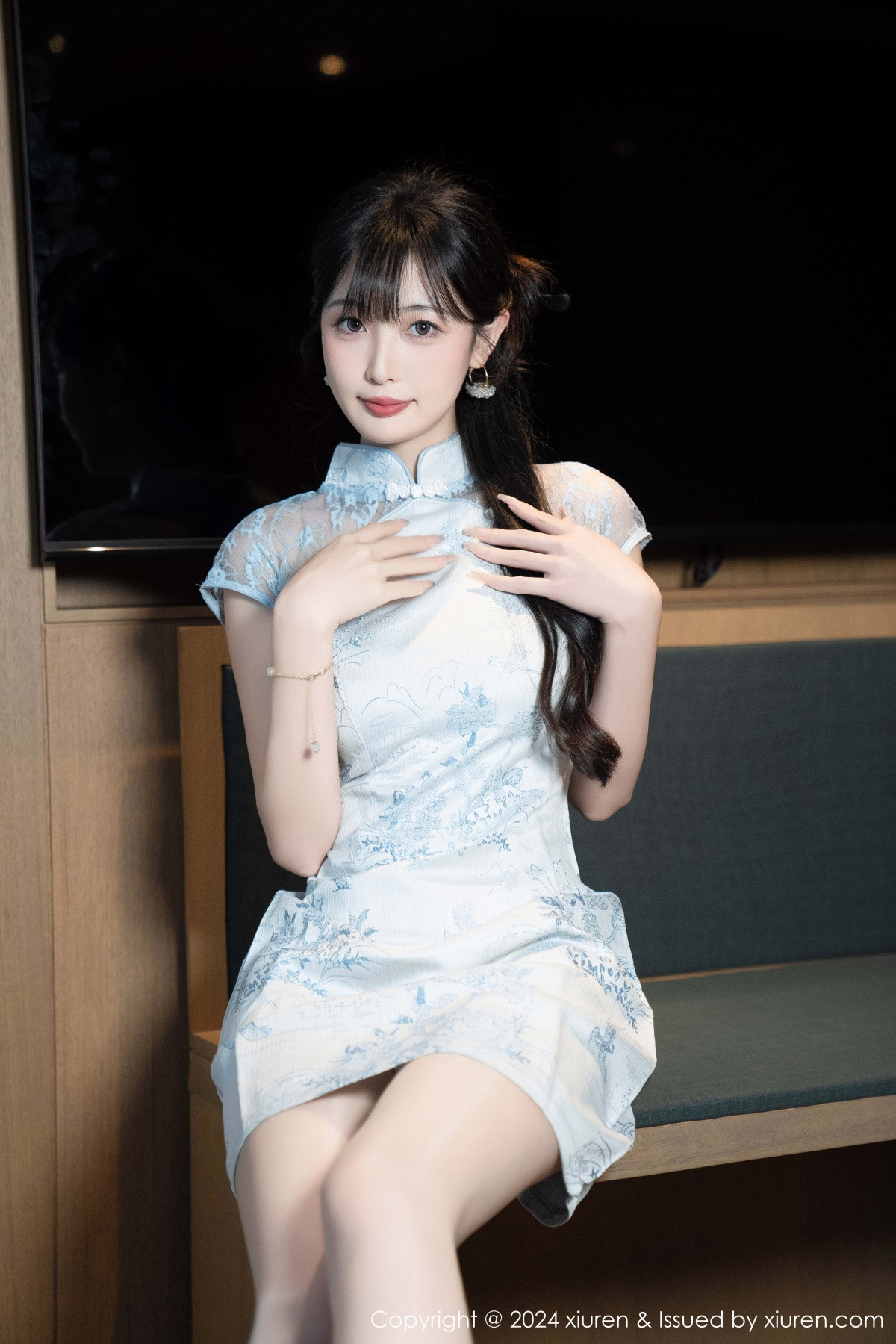 [XiuRen]高清写真图 2024.11.22 No.9487 林星阑 旗袍美腿