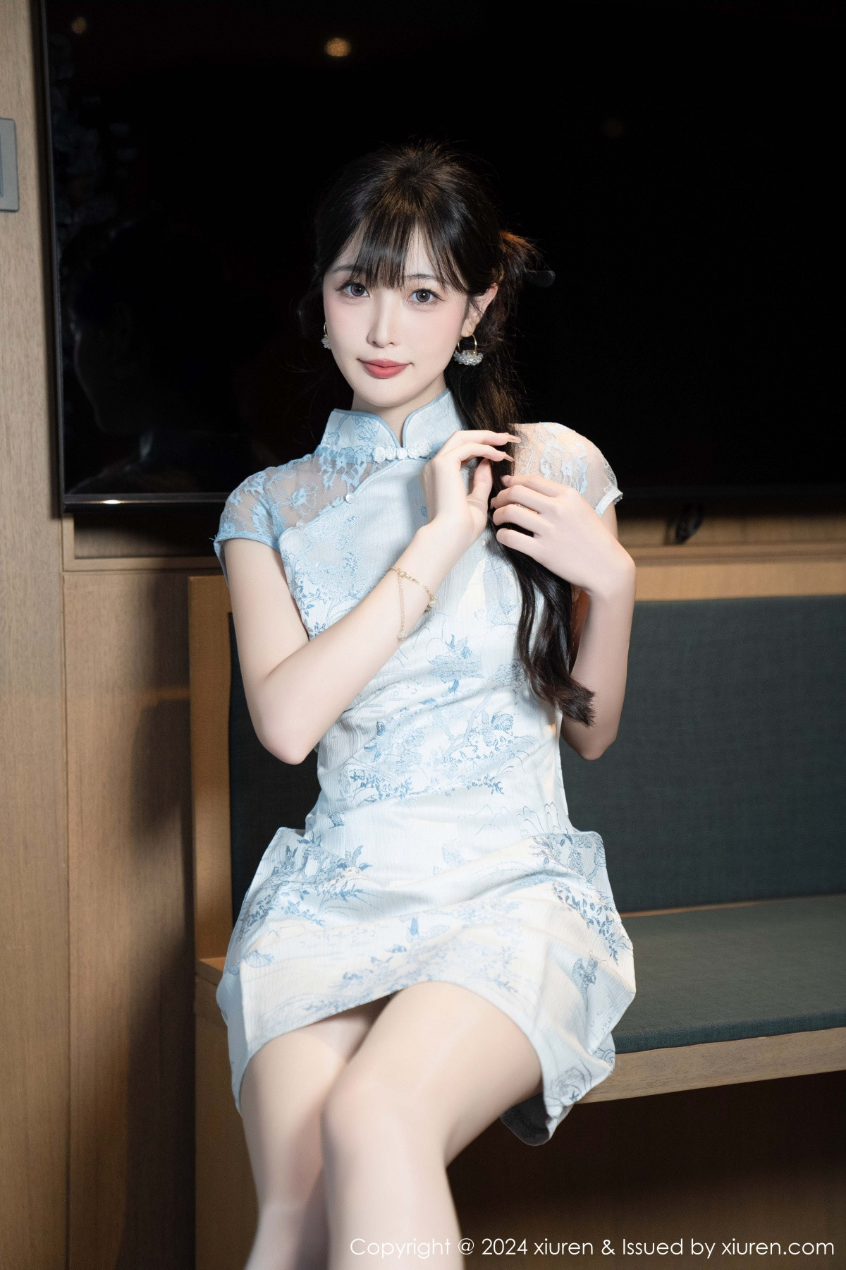 [XiuRen]高清写真图 2024.11.22 No.9487 林星阑 旗袍美腿