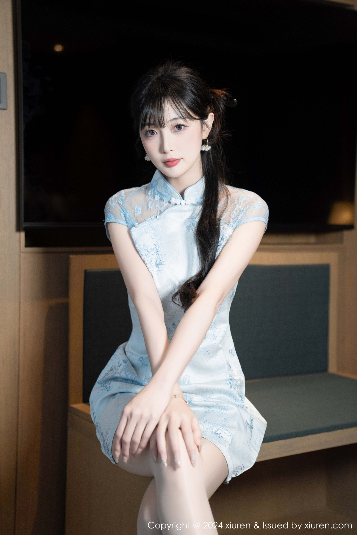 [XiuRen]高清写真图 2024.11.22 No.9487 林星阑 旗袍美腿