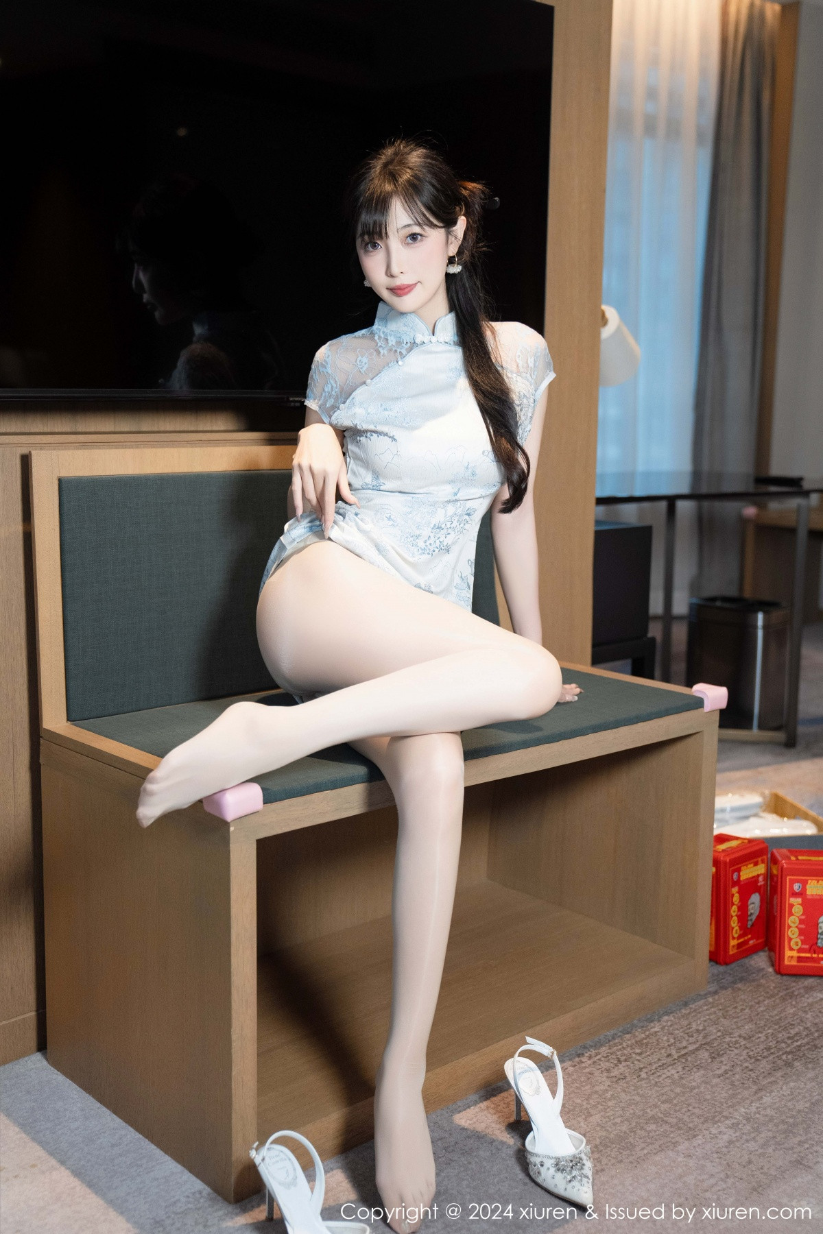[XiuRen]高清写真图 2024.11.22 No.9487 林星阑 旗袍美腿