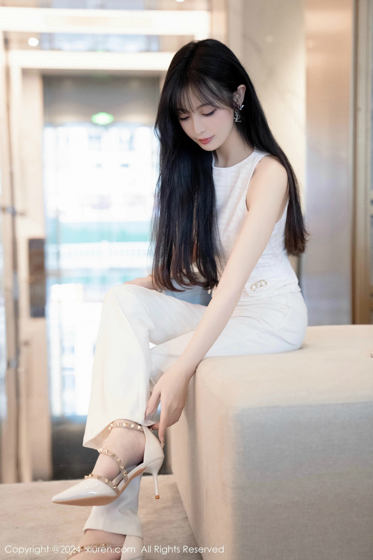 [XiuRen]高清写真图 2024.11.29 No.9528 林星阑 美腿丝袜