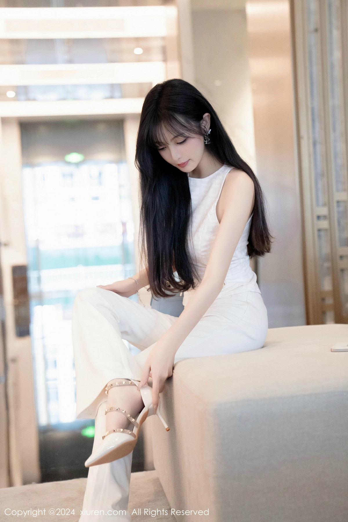 [XiuRen]高清写真图 2024.11.29 No.9528 林星阑 美腿丝袜