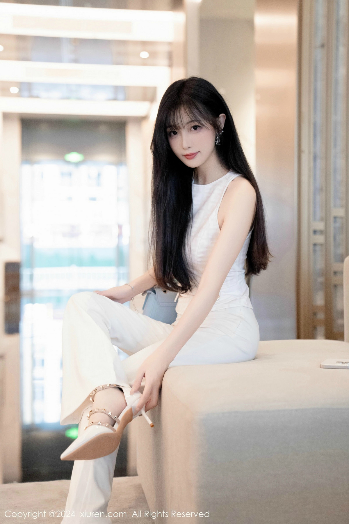 [XiuRen]高清写真图 2024.11.29 No.9528 林星阑 美腿丝袜