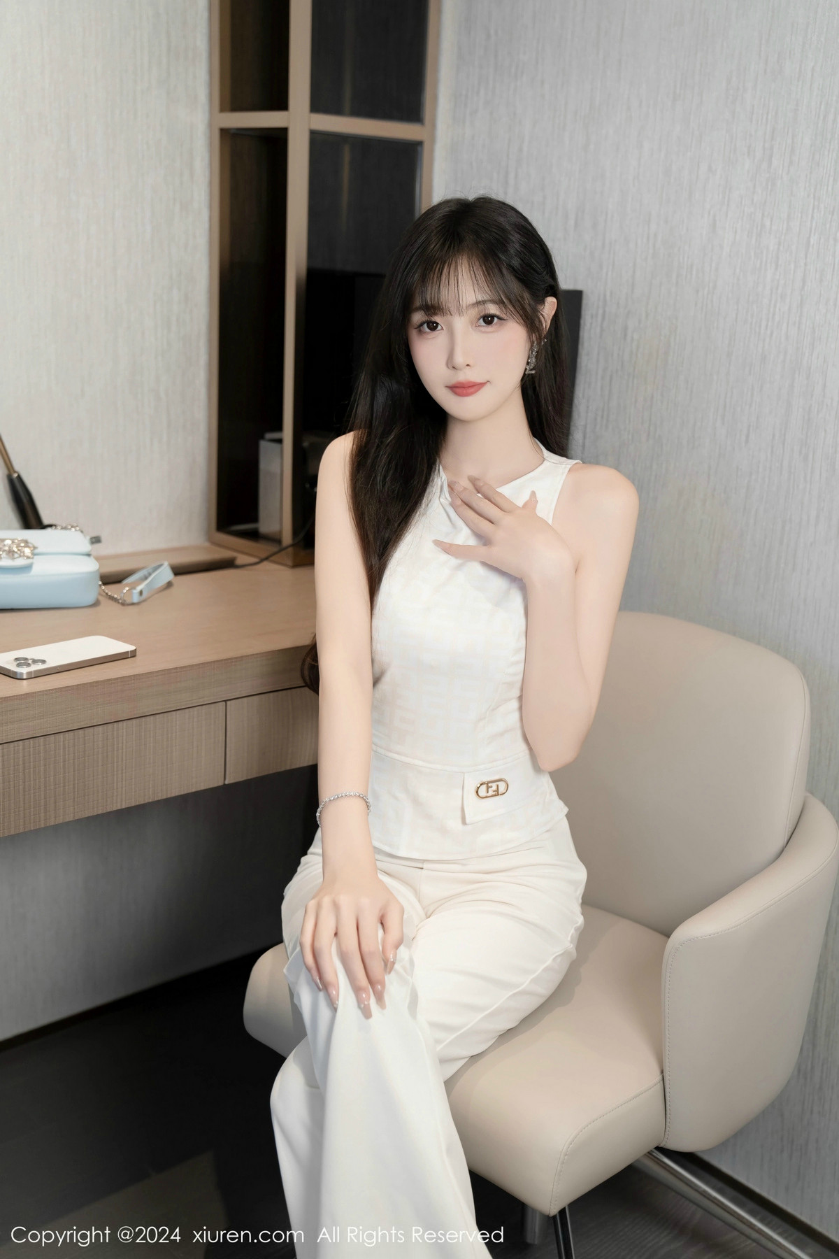 [XiuRen]高清写真图 2024.11.29 No.9528 林星阑 美腿丝袜