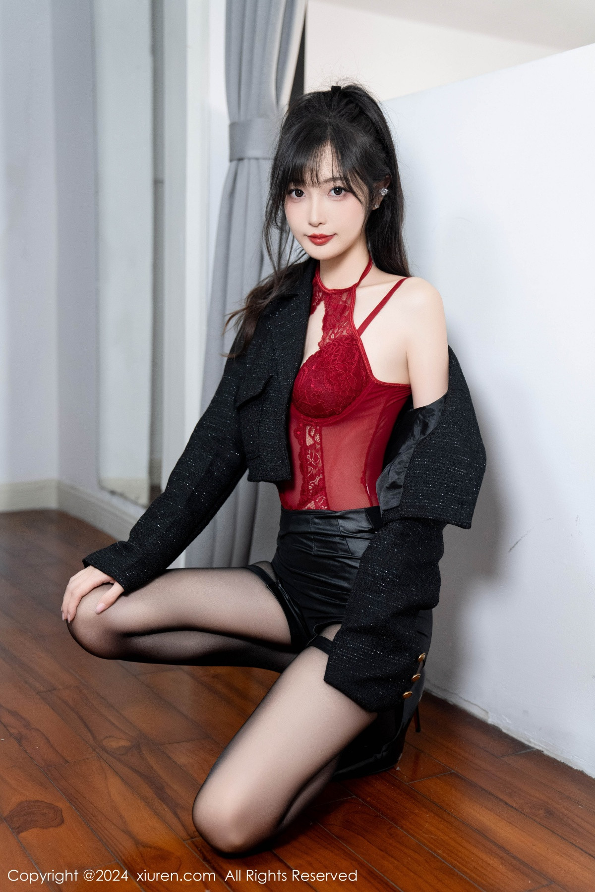 [XiuRen]高清写真图 2024.12.06 No.9561 林星阑 黑丝美腿