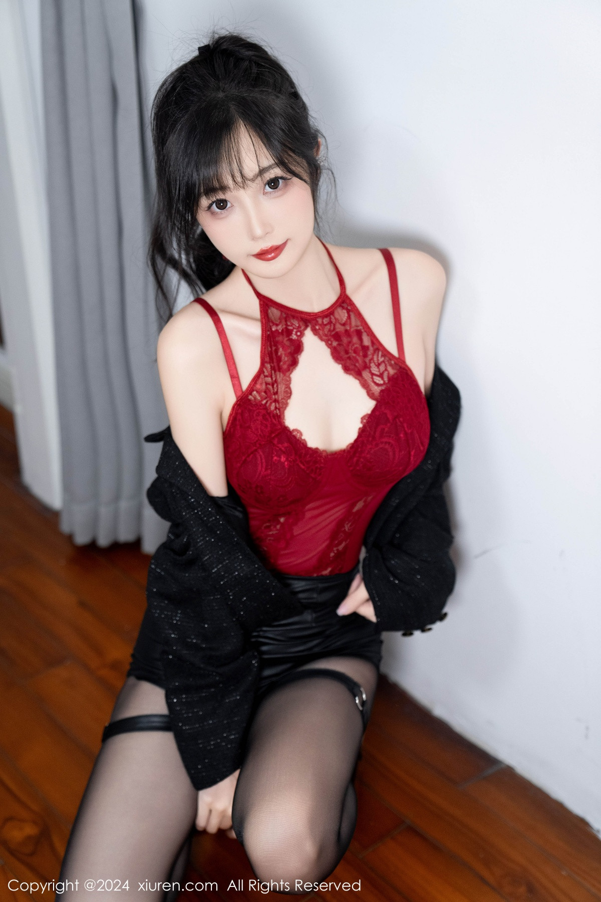 [XiuRen]高清写真图 2024.12.06 No.9561 林星阑 黑丝美腿