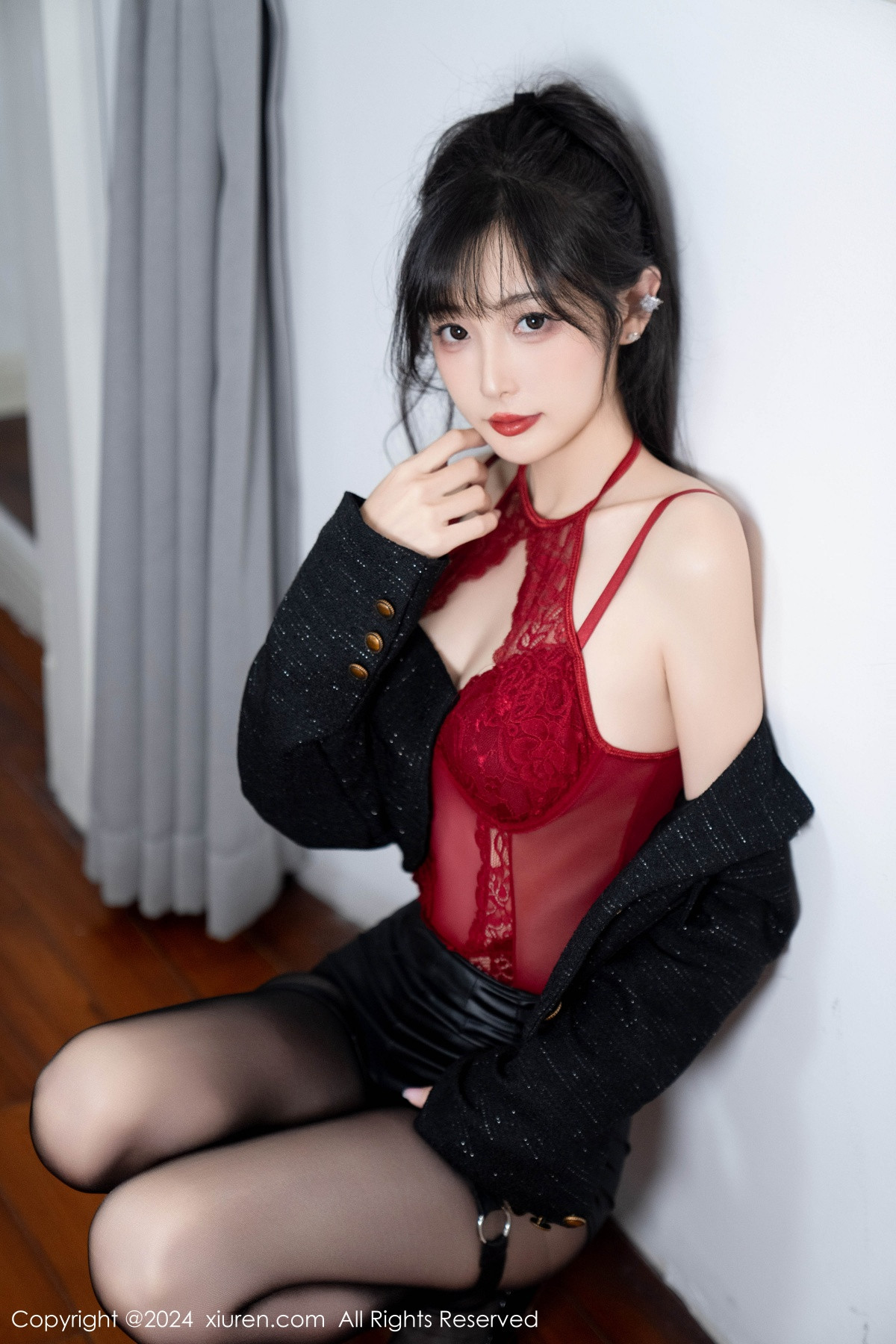 [XiuRen]高清写真图 2024.12.06 No.9561 林星阑 黑丝美腿