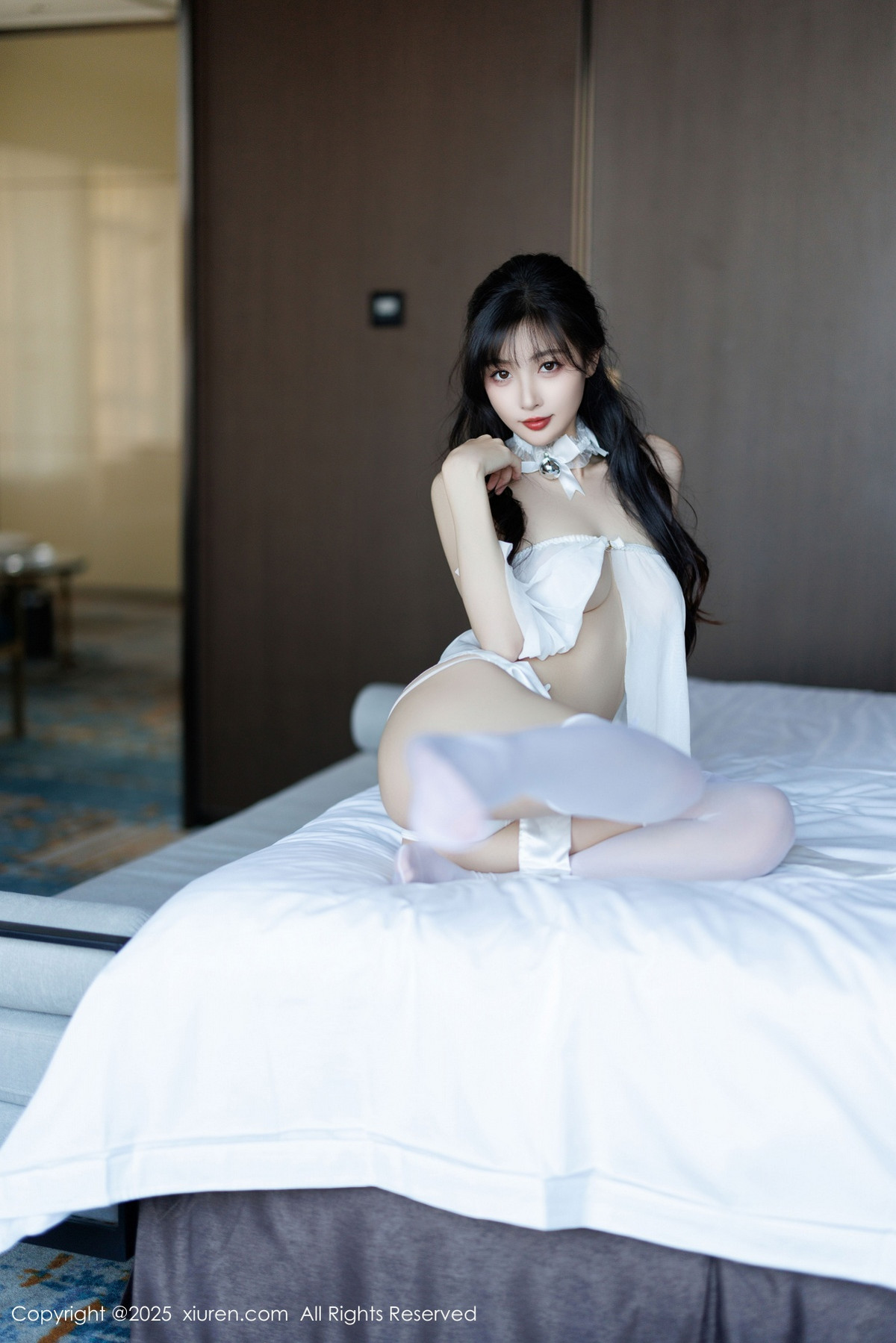 [XiuRen]高清写真图 2025.02.10 No.9863 林星阑 丝袜美腿