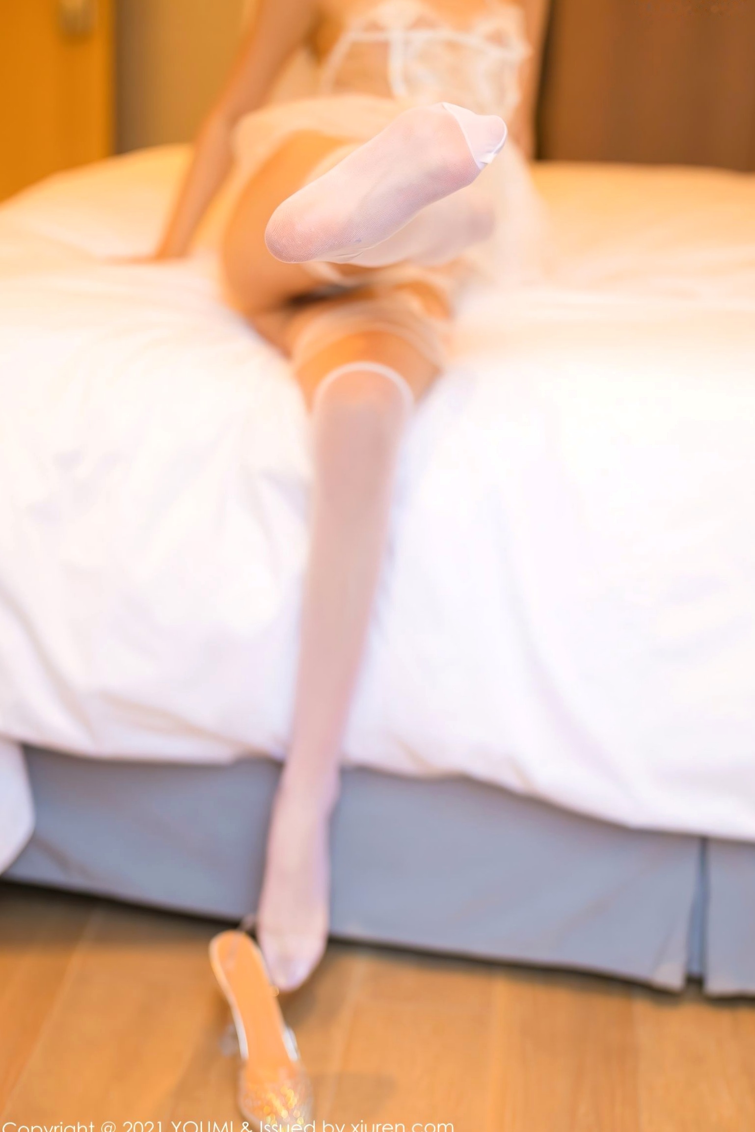 Gallery - YouMi尤蜜荟 - Chiness Model  熊小诺-成都旅拍唯美轻透白纱，私房室内性感内衣诱惑，展现骨感女神迷人风采尤蜜荟 - Chiness Model 性感诱惑白嫩私房照 哎小诺女神私房照_秀色女神 - image 20