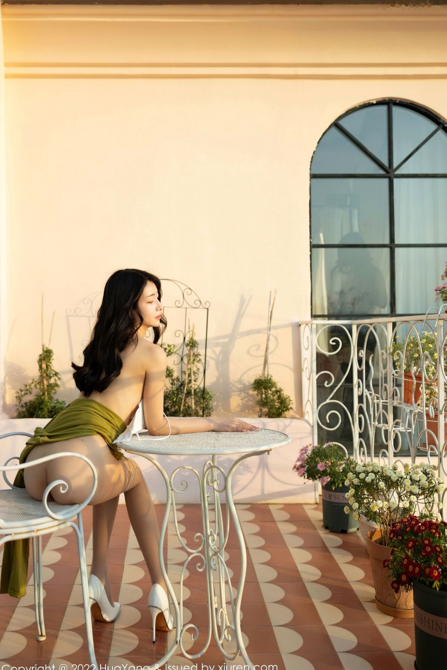 Gallery - HuaYang花漾 - Flower-498-熊小诺-大理户外旅拍-清新黄绿色上衣与极品肉丝诱惑写真美腿丝袜私房照户外清新 哎小诺女神私房照_秀色女神 - image 60
