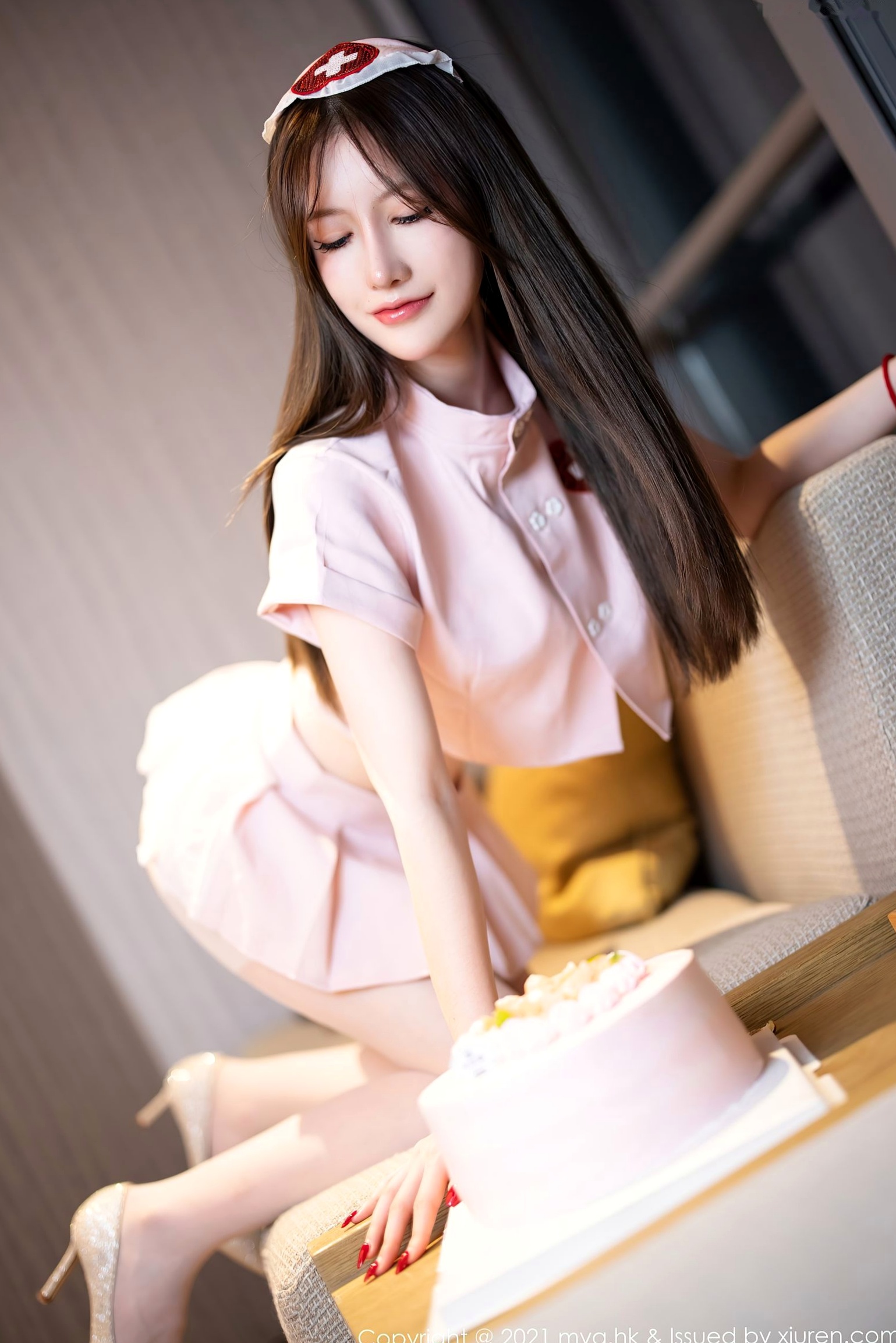 Gallery - MyGirl美媛馆-615-美桃酱-长三角旅拍粉色护士制服白色内衣肉丝-2021.11.10美媛馆 美桃酱女神私房照_秀色女神 - image 14