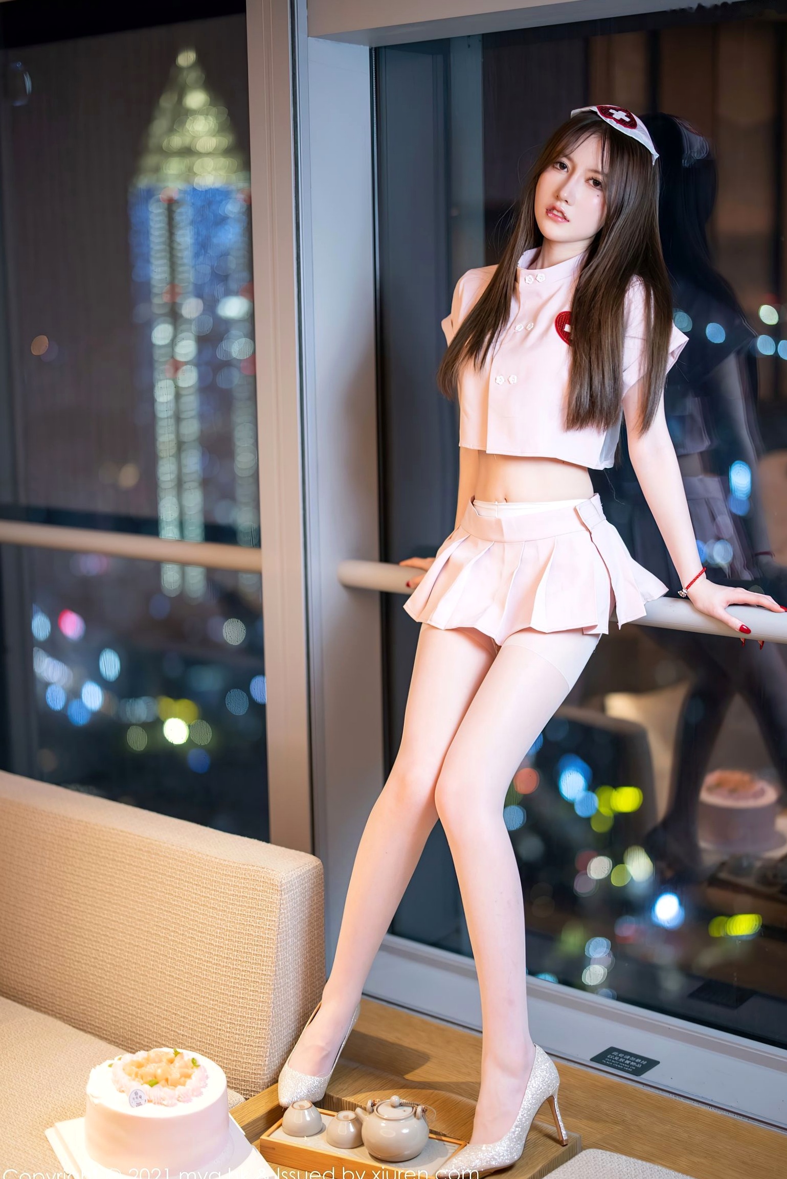 Gallery - MyGirl美媛馆-615-美桃酱-长三角旅拍粉色护士制服白色内衣肉丝-2021.11.10美媛馆 美桃酱女神私房照_秀色女神 - image 30