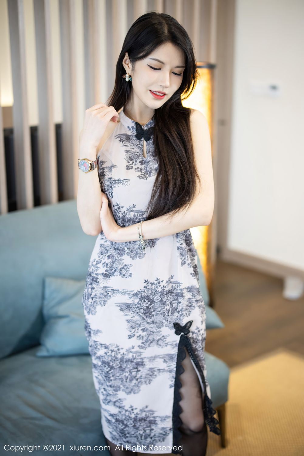 新人模特媛媛酱 典雅韵味古典旗袍