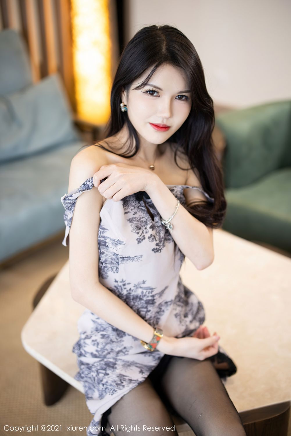 新人模特媛媛酱 典雅韵味古典旗袍