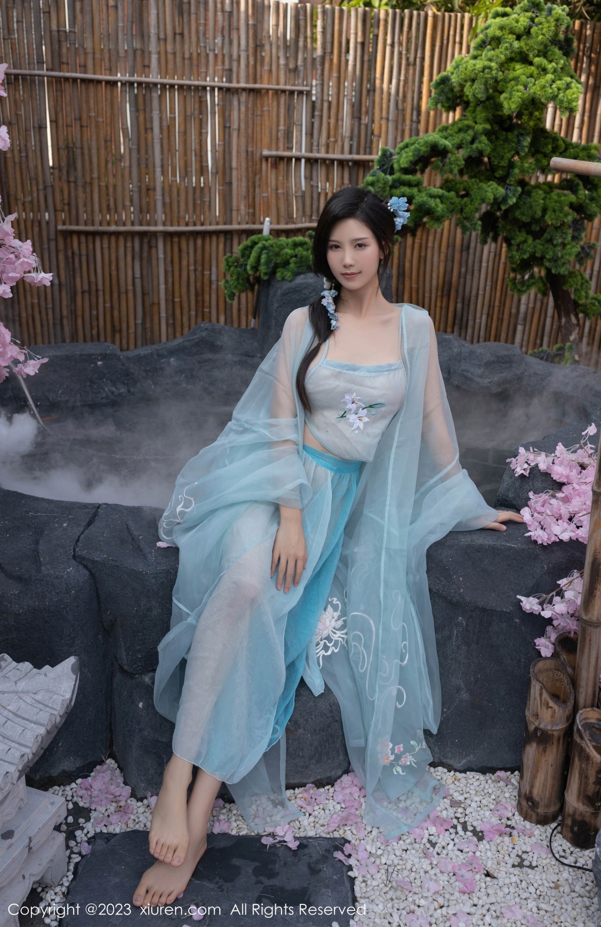 [XiuRen]高清写真图 2023.06.28 No.6991 利世 古装美腿