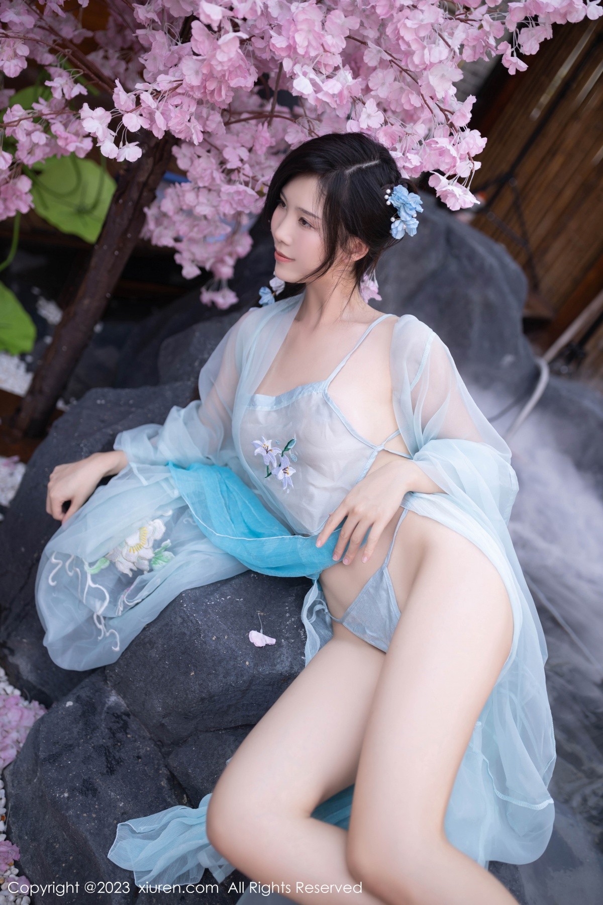 [XiuRen]高清写真图 2023.06.28 No.6991 利世 古装美腿