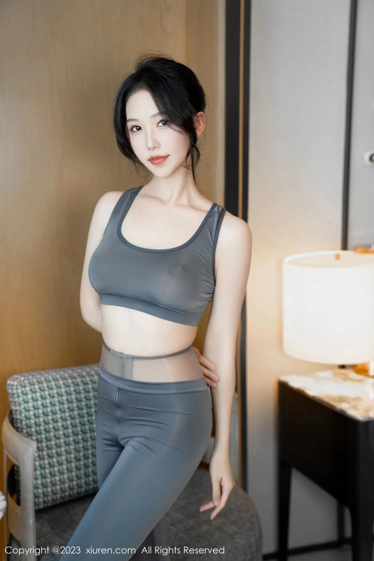 [XiuRen]高清写真图 2023.12.28 No.7882 利世 美腿丝袜