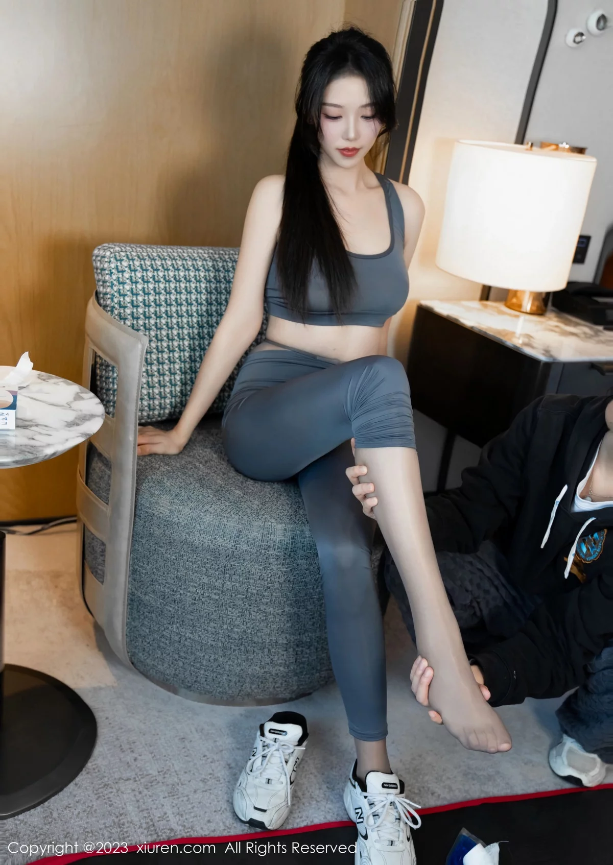[XiuRen]高清写真图 2023.12.28 No.7882 利世 美腿丝袜