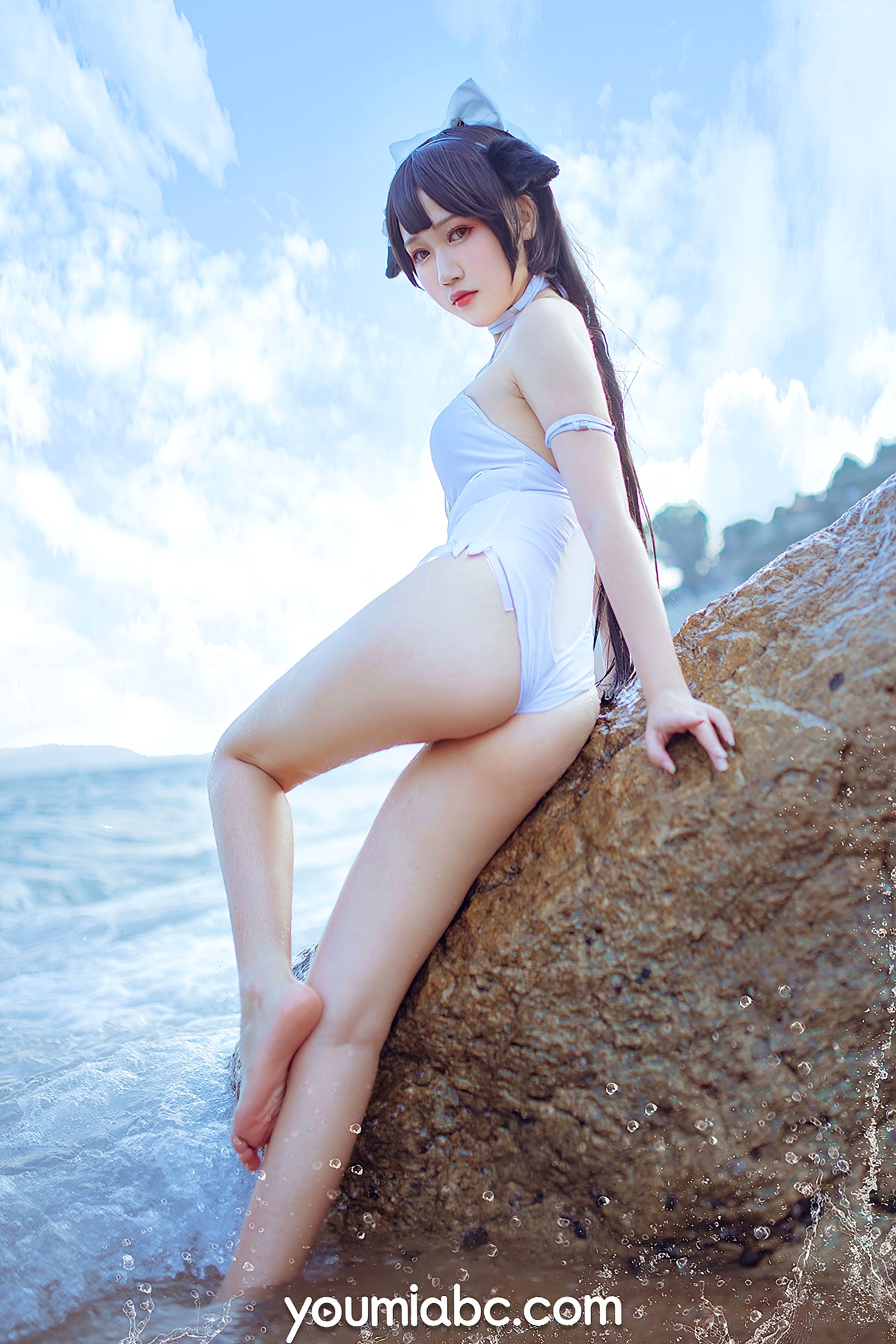 Gallery - YouMi尤蜜：抖娘利世《碧蓝航线》COS泳装大尺度美图，猫耳萌妹海边礁石写真，纯白连体泳衣展现极致诱惑，清新甜美风情万种尤蜜荟 - Chiness Model 角色扮演萌系户外性感诱惑 抖娘利世女神私房照_秀色女神 - image 16