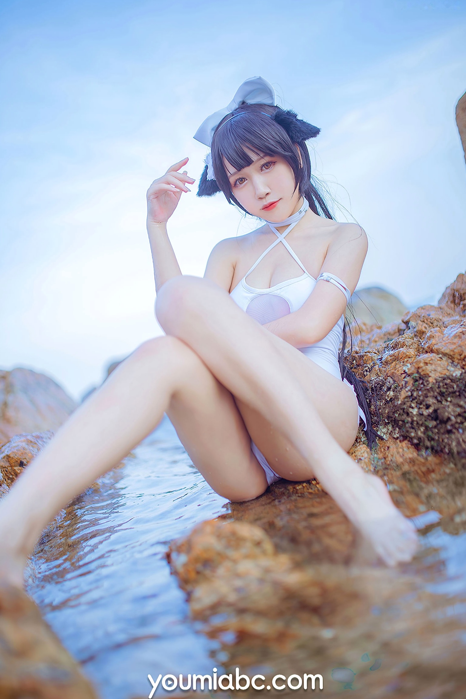 Gallery - YouMi尤蜜：抖娘利世《碧蓝航线》COS泳装大尺度美图，猫耳萌妹海边礁石写真，纯白连体泳衣展现极致诱惑，清新甜美风情万种尤蜜荟 - Chiness Model 角色扮演萌系户外性感诱惑 抖娘利世女神私房照_秀色女神 - image 22