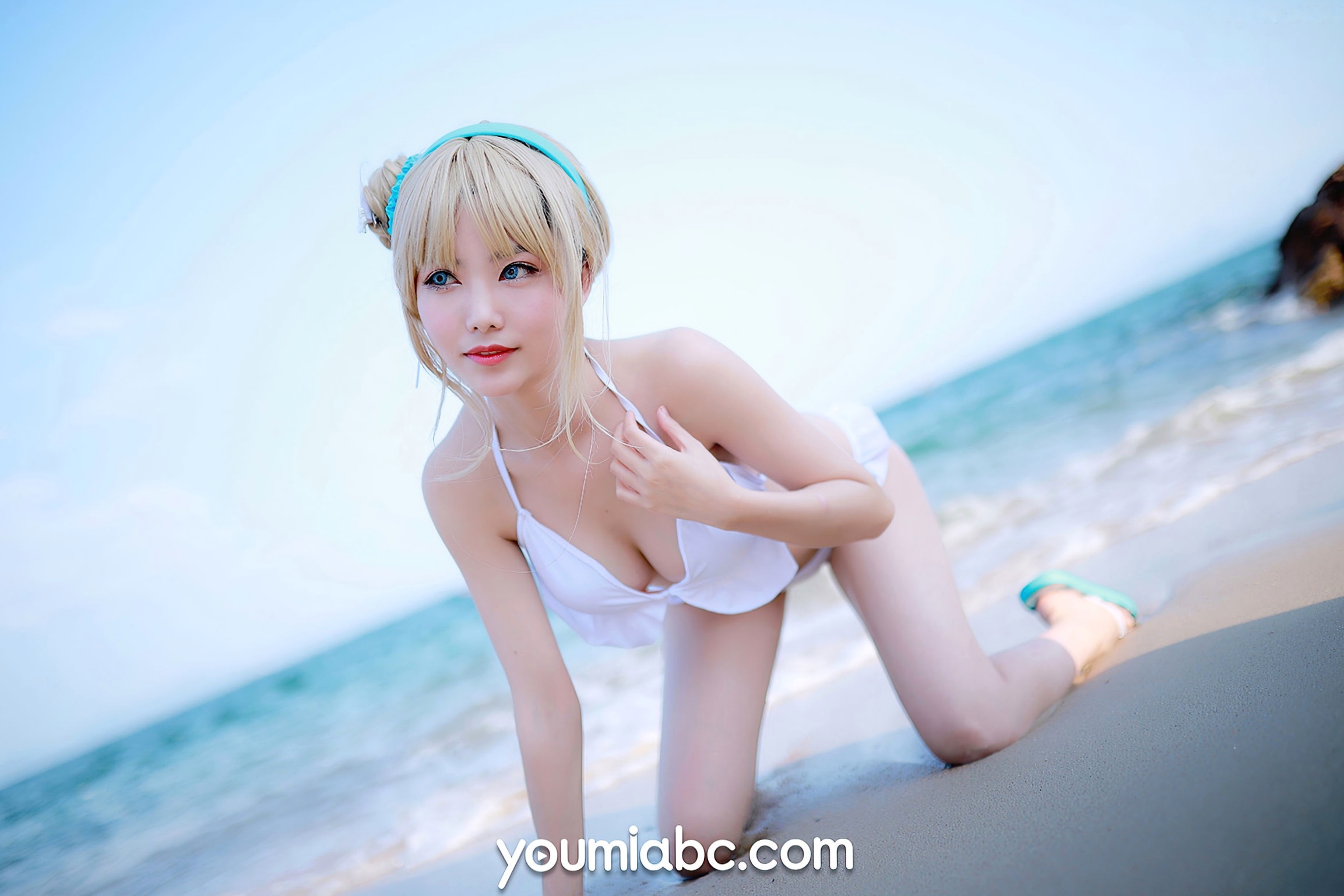 Gallery - YouMi尤蜜-2020.12.09-抖娘利世-《海边的索米》：海边岩石礁滩比基尼性感高清写真性感比基尼清纯尤蜜荟 - Chiness Model 沙滩 抖娘利世女神私房照_秀色女神 - image 20