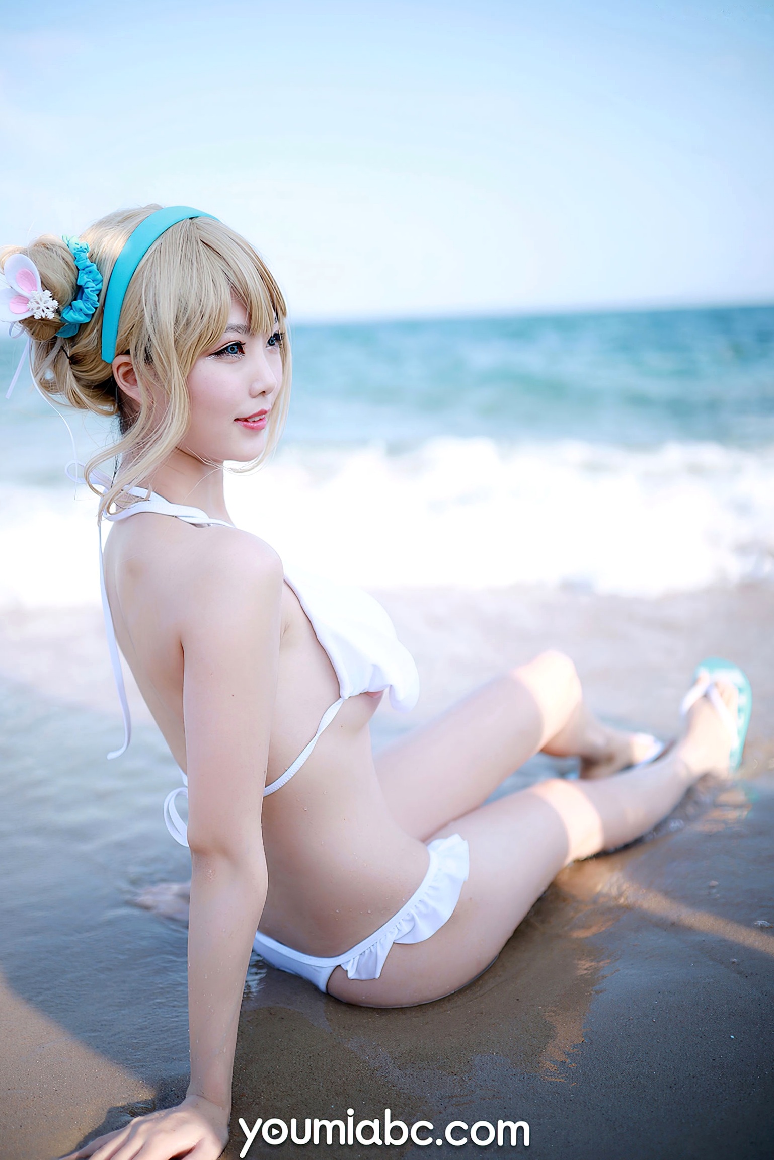 Gallery - YouMi尤蜜-2020.12.09-抖娘利世-《海边的索米》：海边岩石礁滩比基尼性感高清写真性感比基尼清纯尤蜜荟 - Chiness Model 沙滩 抖娘利世女神私房照_秀色女神 - image 23