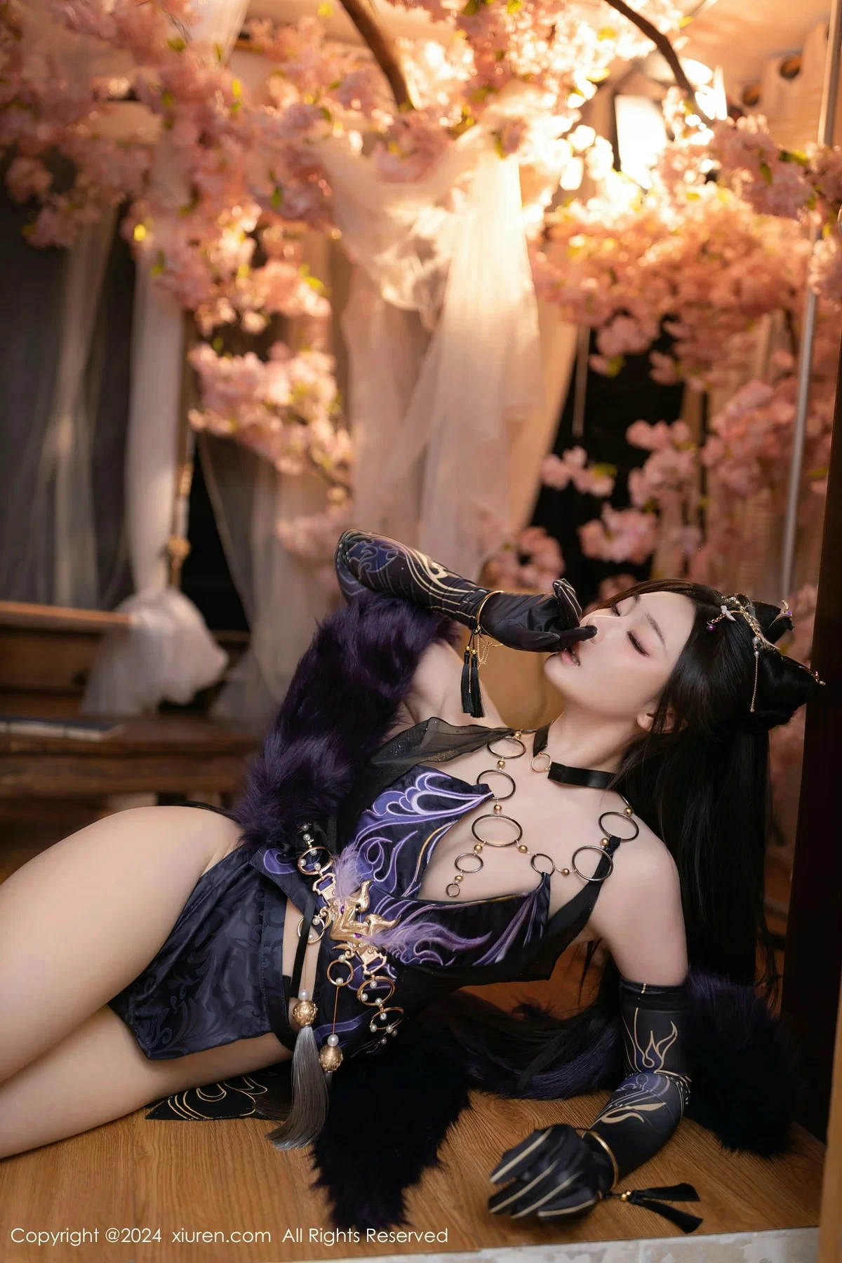 [XiuRen]高清写真图 2024.03.14 No.8232 小逗逗 美腿性感