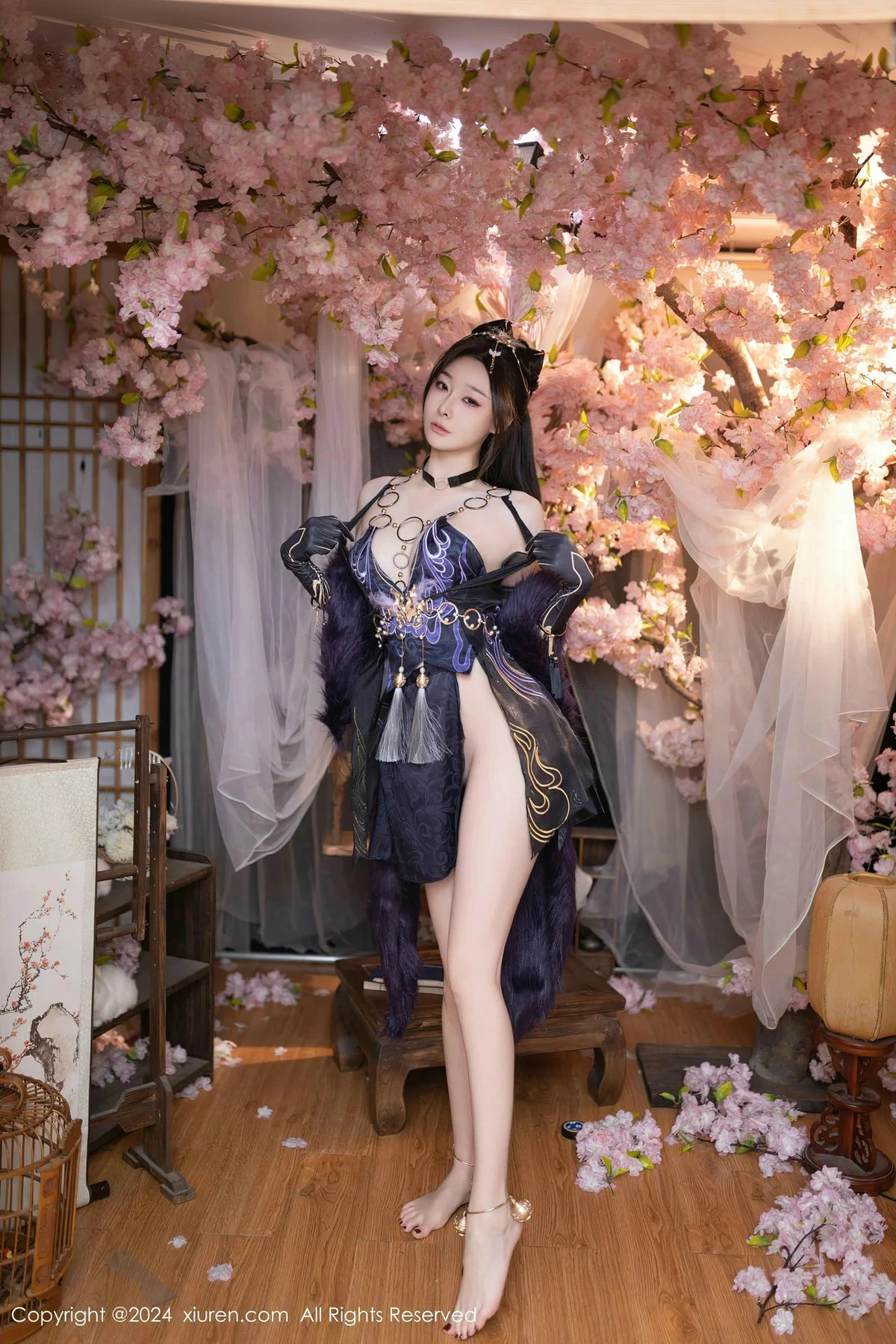 [XiuRen]高清写真图 2024.03.14 No.8232 小逗逗 美腿性感