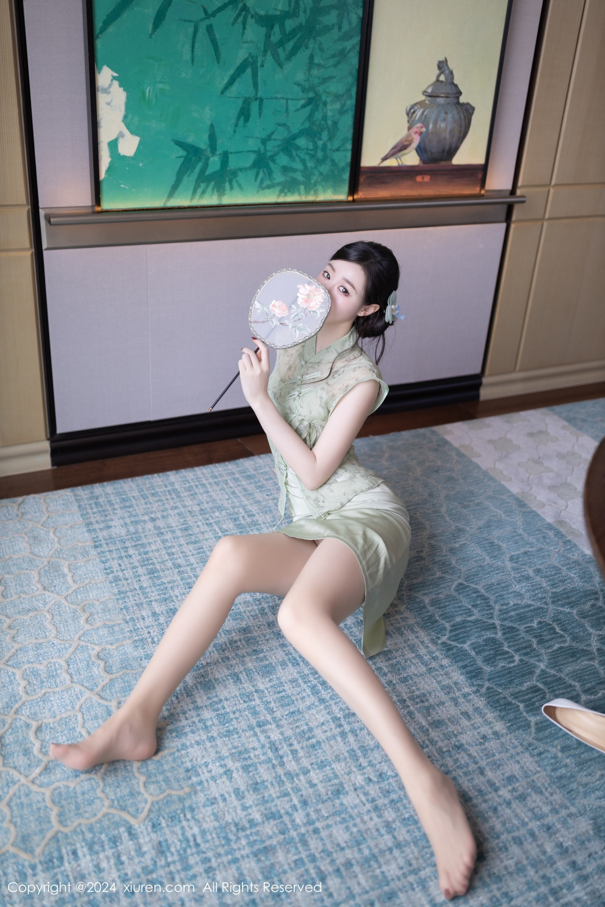 [XiuRen]高清写真图 2024.09.06 No.9124 小逗逗 丝袜美腿