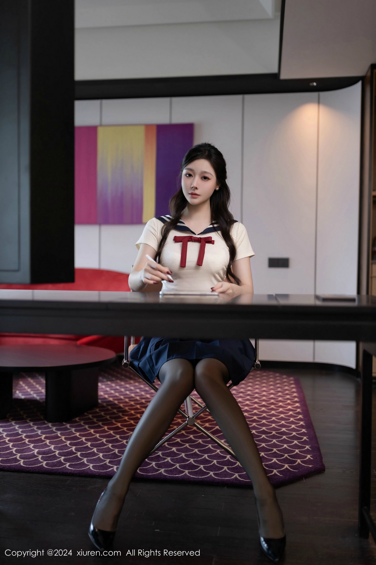 [XiuRen]高清写真图 2024.11.29 No.9530 小逗逗 黑丝美腿
