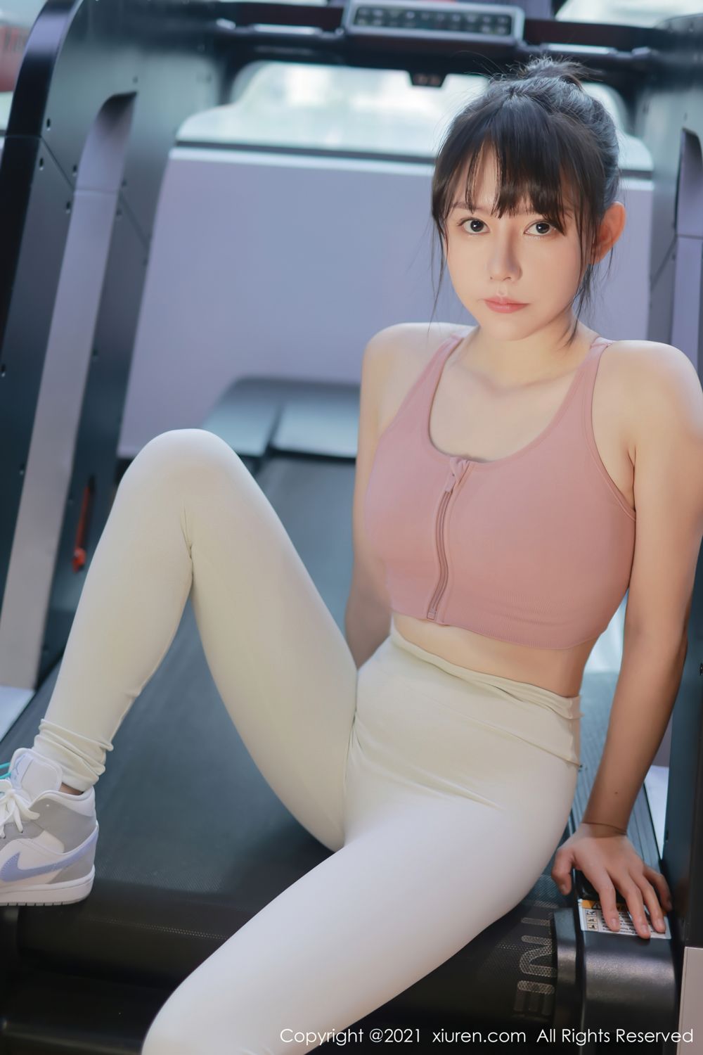 [XiuRen]高清写真图 2021.10.29 No.4137 韩希蕾