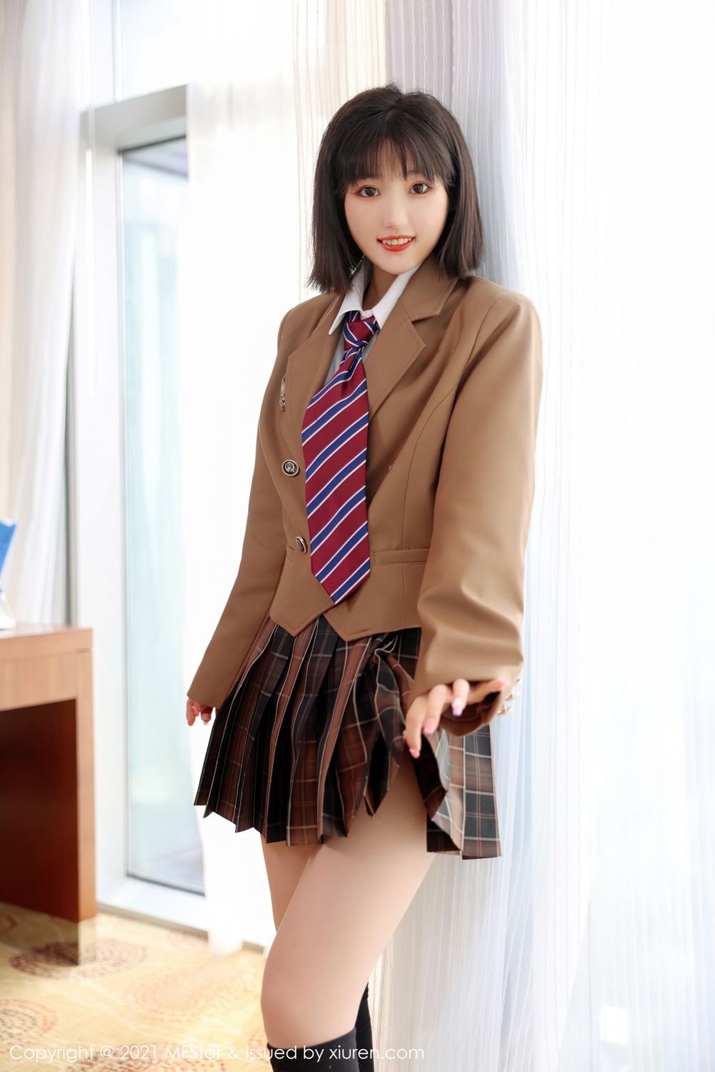 [MFStar模范学院]高清写真图 2021.11.29 VOL.543 甜筒晓彤