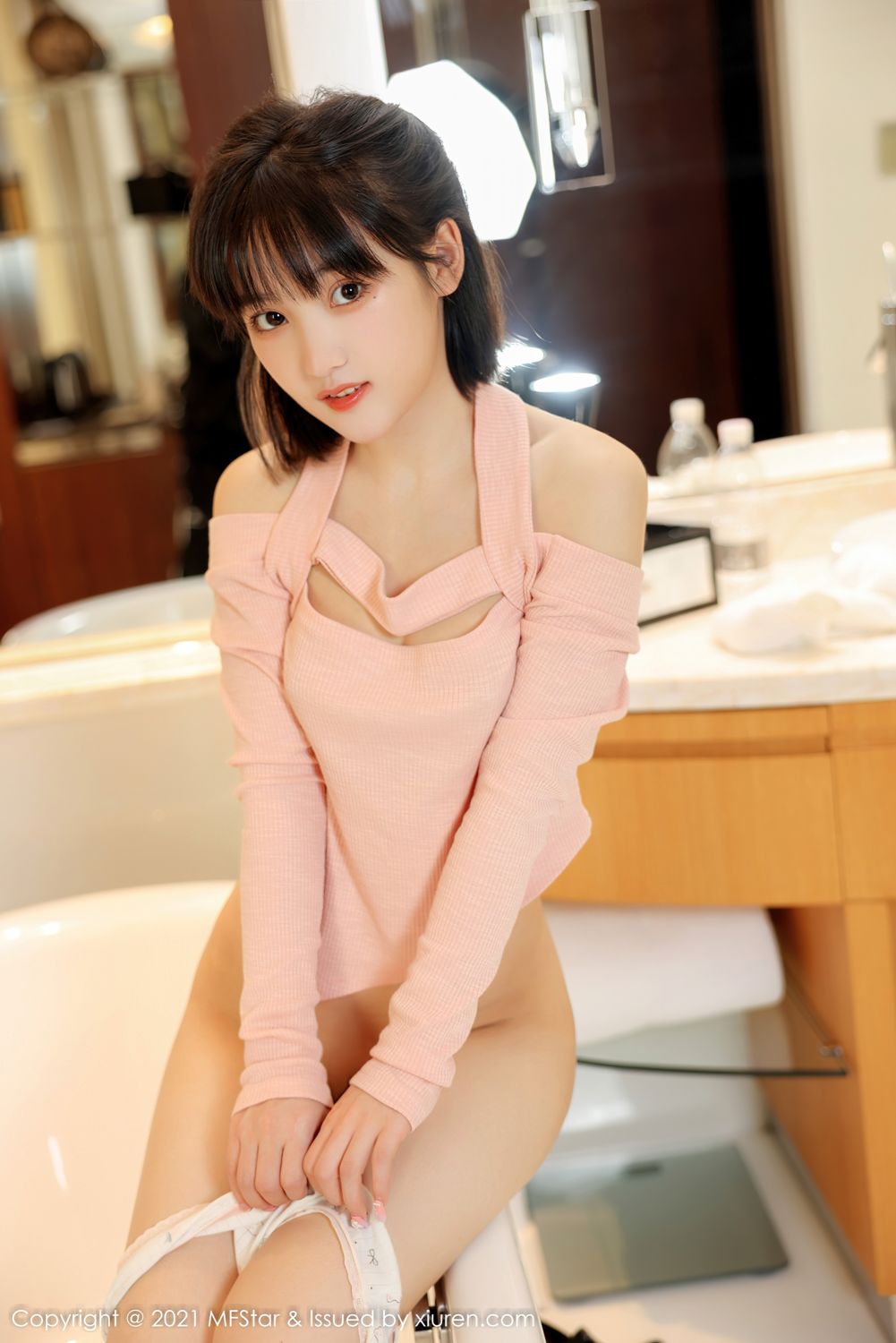[MFStar]高清写真图 2021.12.06 VOL.545 甜筒晓彤