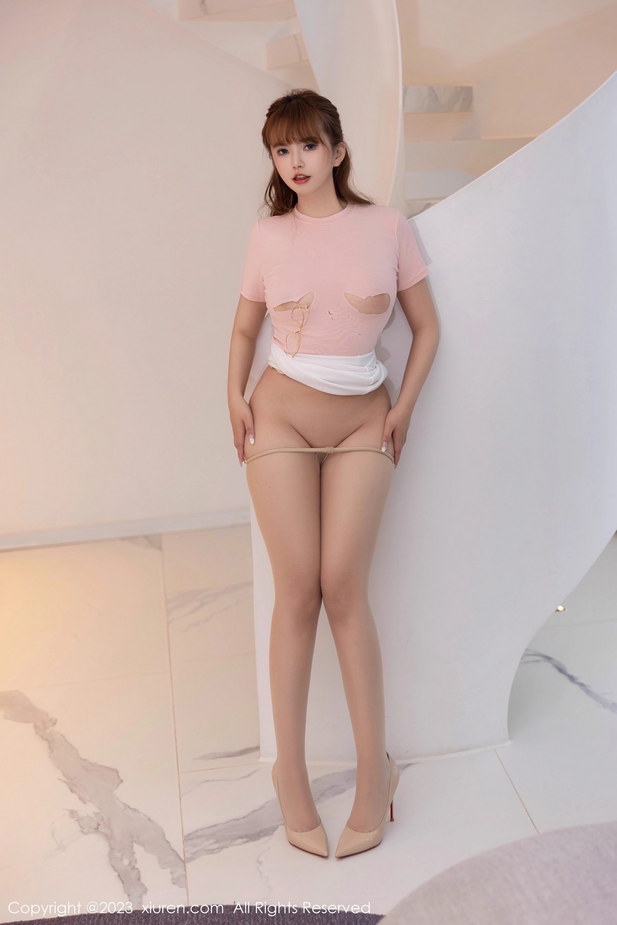 [XiuRen]高清写真图 2023.05.11 No.6722 张思允Nice 丰腴美臀