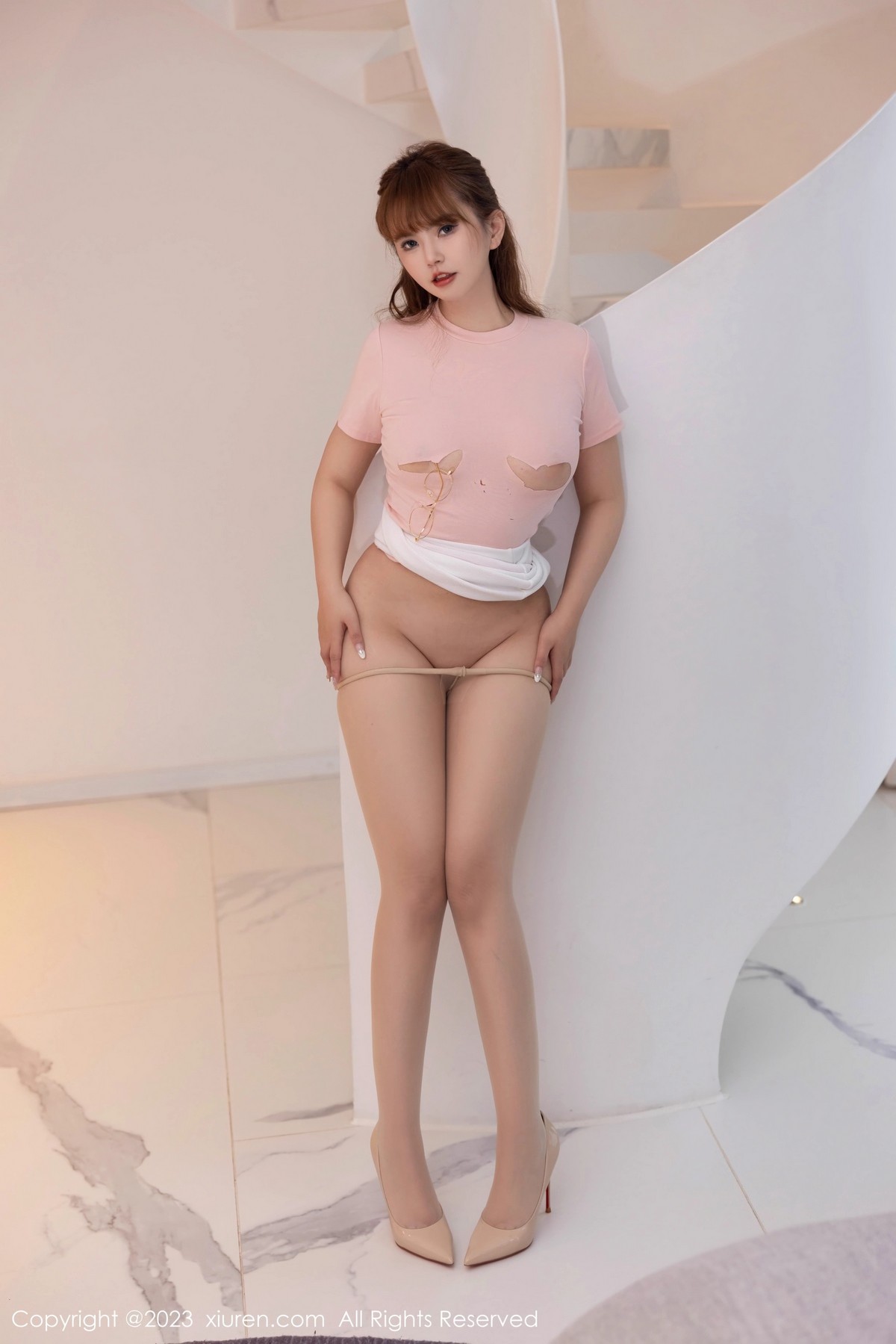 [XiuRen]高清写真图 2023.05.11 No.6722 张思允Nice 丰腴美臀