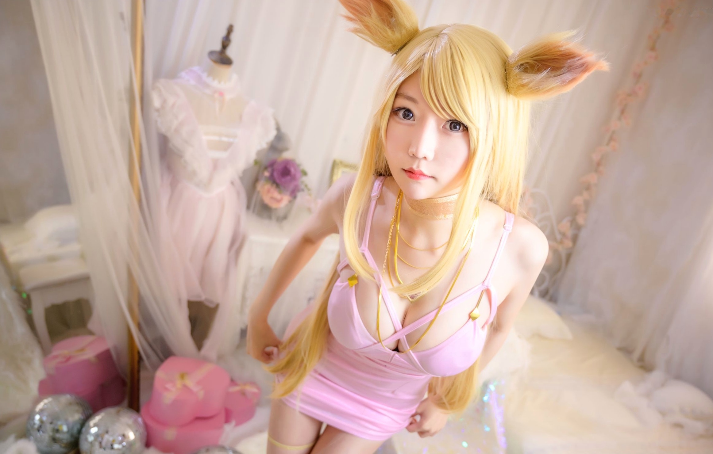 Gallery - 香草喵露露阿狸同人Cosplay，梦幻粉色紧身裙私房写真，极致诱惑性感演绎角色扮演性感私房照萌系 坏露露香宝女神私房照_秀色女神 - image 23