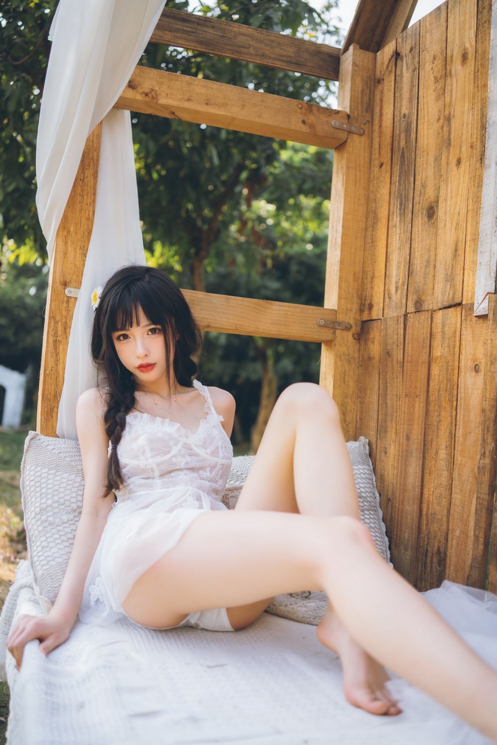 清水由乃 - 田园蕾丝裙