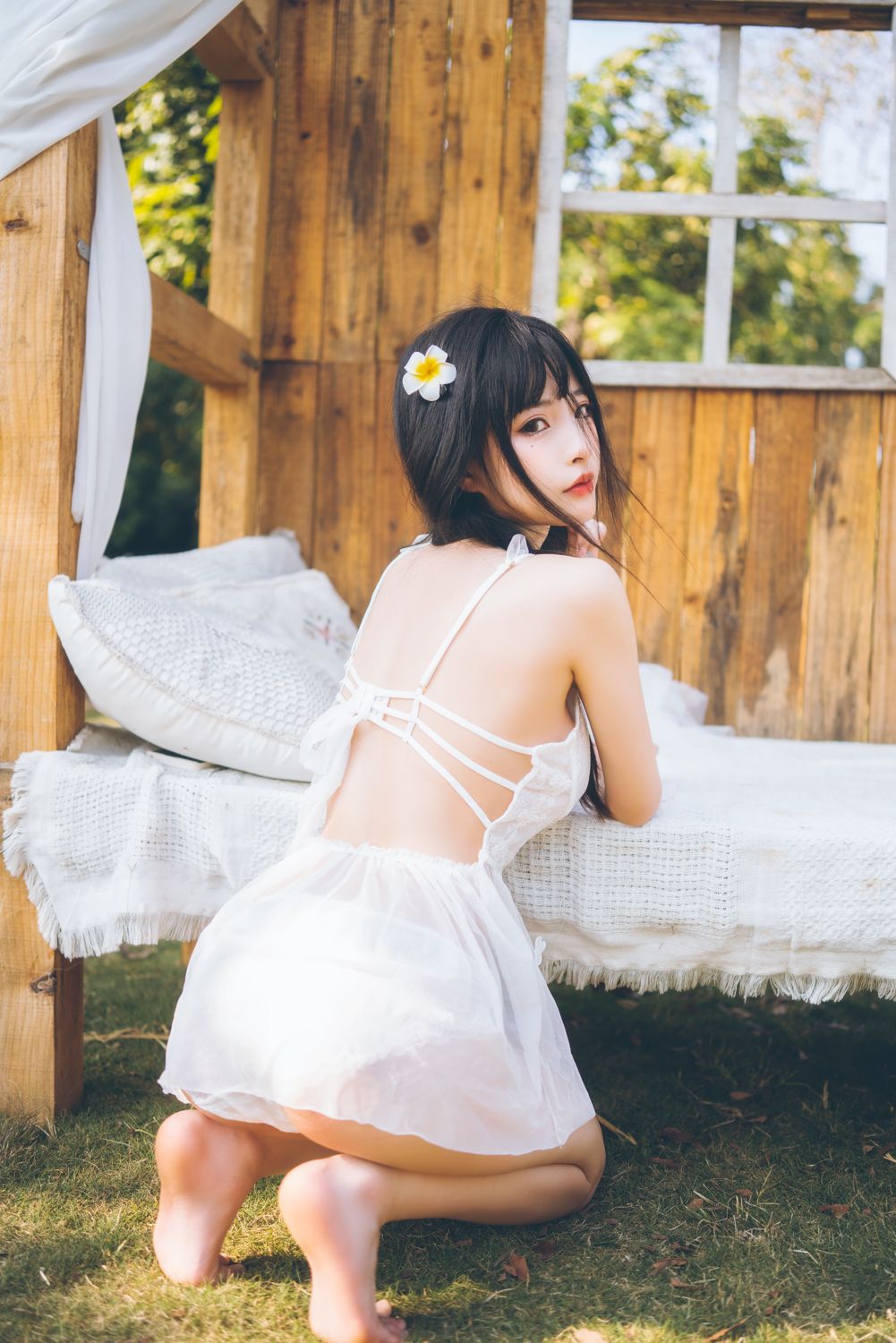 清水由乃 - 田园蕾丝裙