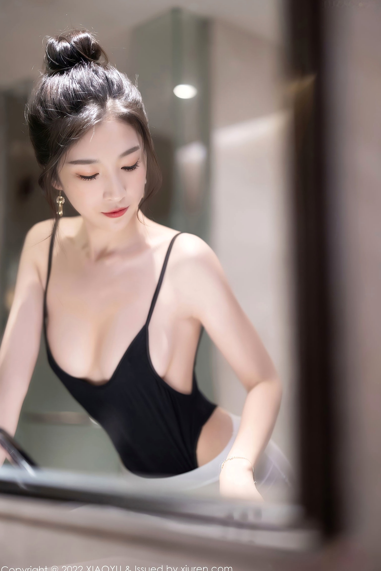 Gallery - 《XiaoYu语画界 - Painting World -804-林乐一-黑色连体衣与白色短裙丝袜诱惑-精美私房性感高跟鞋写真-2022.06.22》语画界 - Painting World 性感丝袜美腿诱惑私房照 林乐一女神私房照_秀色女神 - image 33