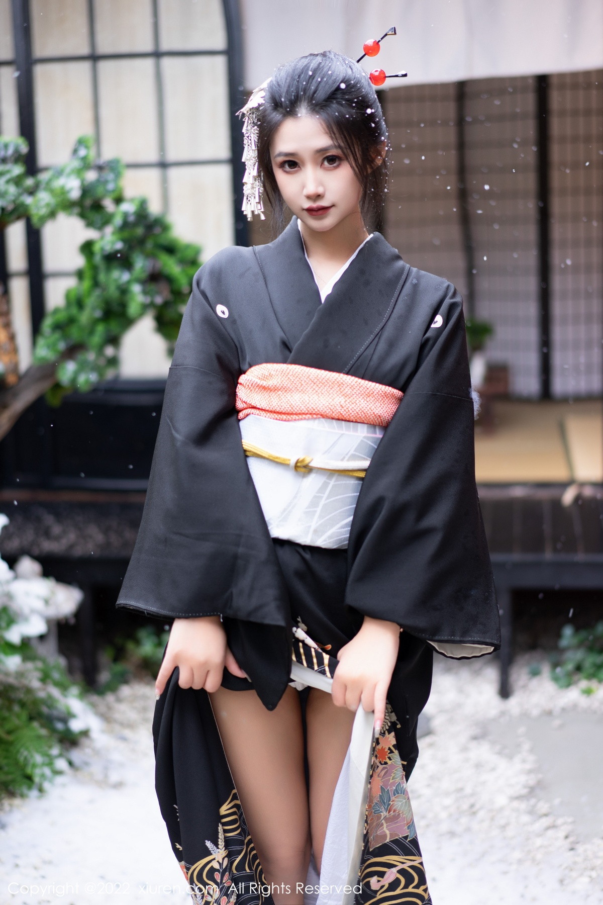 [XiuRen]高清写真图 2022.11.30 No.5932 laura阿姣 和服美腿