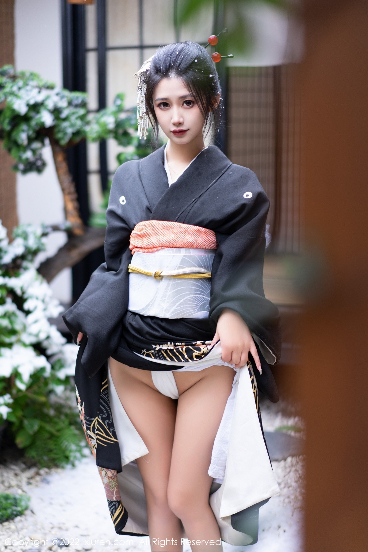 [XiuRen]高清写真图 2022.11.30 No.5932 laura阿姣 和服美腿