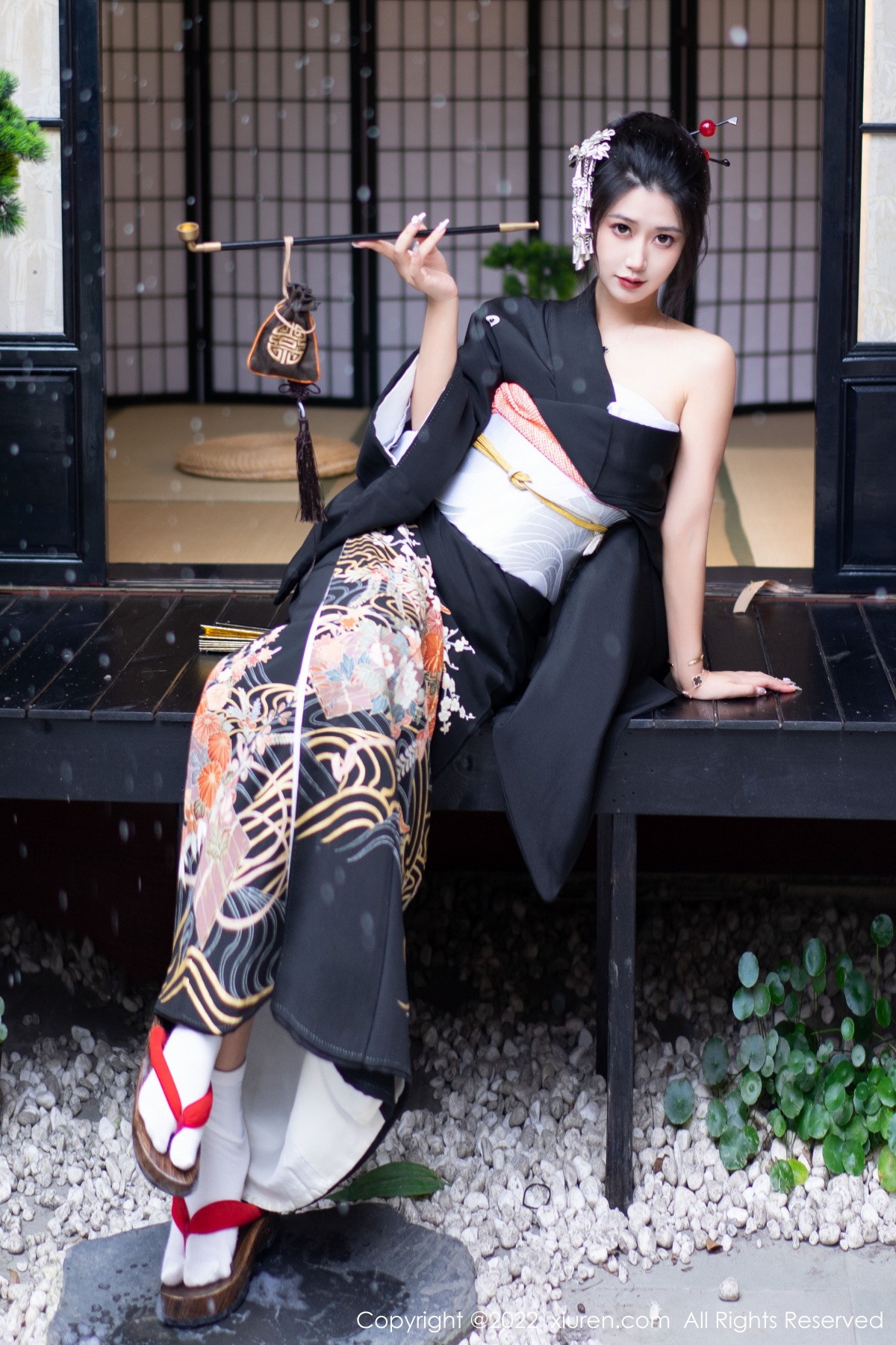 [XiuRen]高清写真图 2022.11.30 No.5932 laura阿姣 和服美腿
