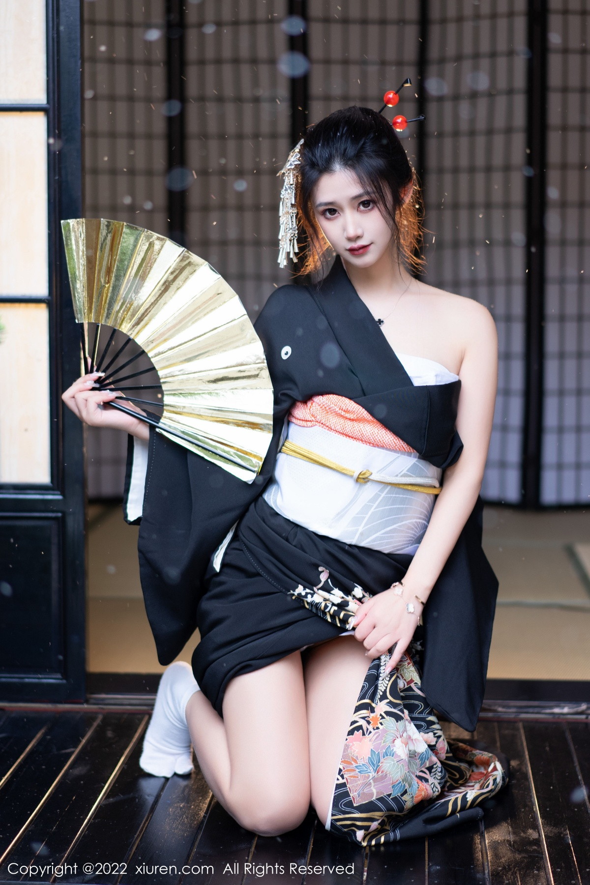 [XiuRen]高清写真图 2022.11.30 No.5932 laura阿姣 和服美腿