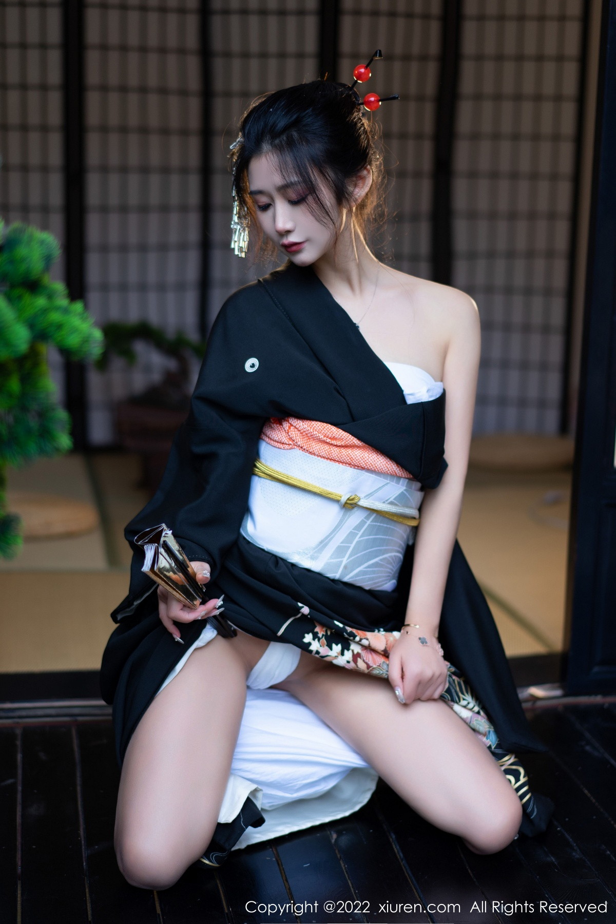 [XiuRen]高清写真图 2022.11.30 No.5932 laura阿姣 和服美腿