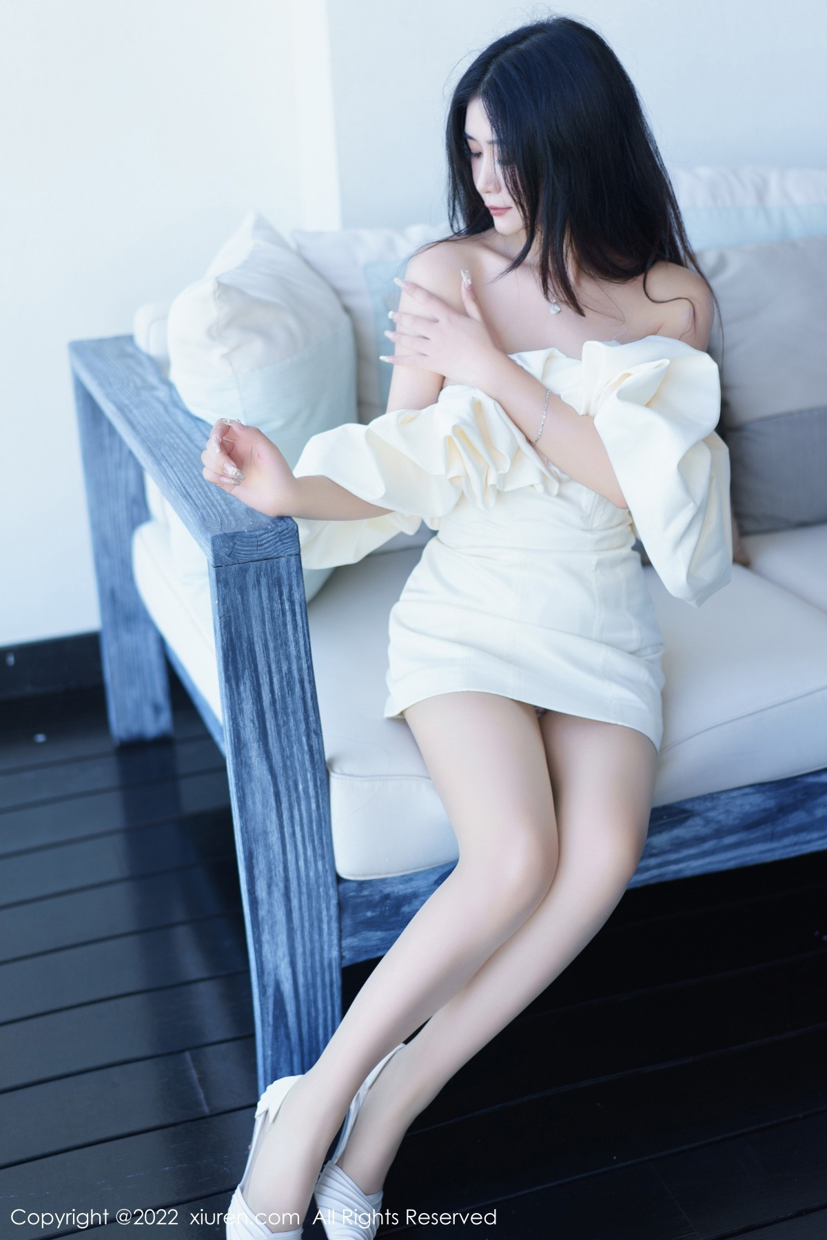 [XiuRen]高清写真图 2022.12.22 No.6032 laura阿姣 三亚旅拍
