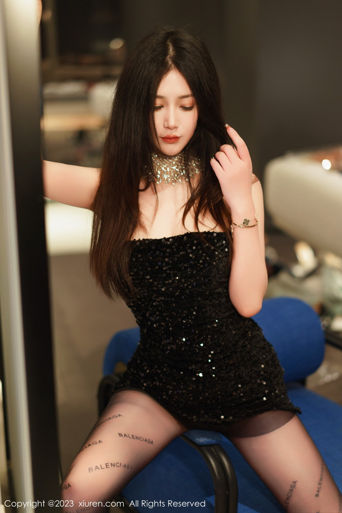 [XiuRen]高清写真图 2023.02.09 No.6244 laura阿姣 黑丝美腿