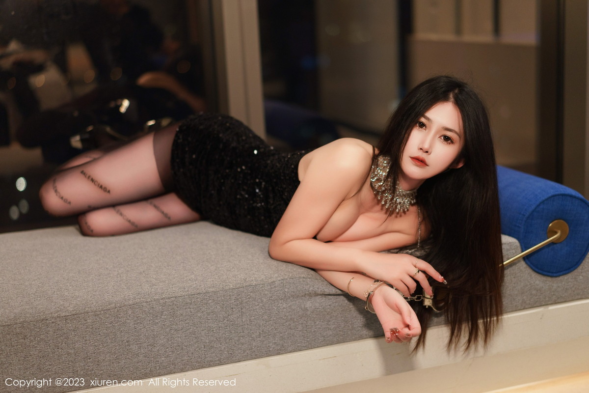 [XiuRen]高清写真图 2023.02.09 No.6244 laura阿姣 黑丝美腿
