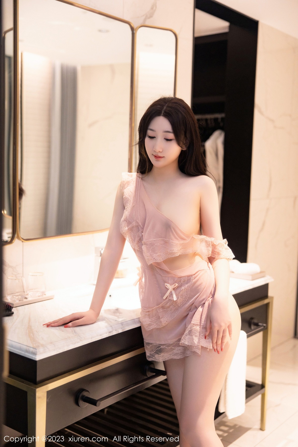 [XiuRen]高清写真图 2023.02.09 No.6243 江真真 沐浴美臀